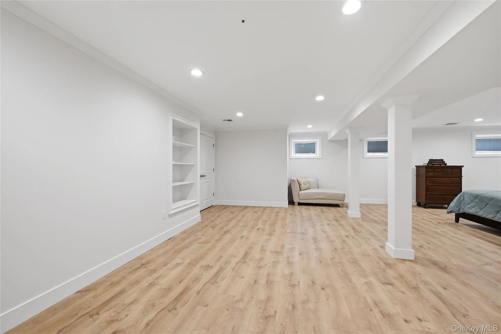 58 South Path, Riverhead, NY, 6 Bedrooms Bedrooms, 14 Rooms Rooms,5 BathroomsBathrooms,Residential,For Rent,South,0,1006261 58 South Path, Riverhead, NY, 6 Bedrooms Bedrooms, 14 Rooms Rooms,5 BathroomsBathrooms,Residential,For Rent,South,0,1006261