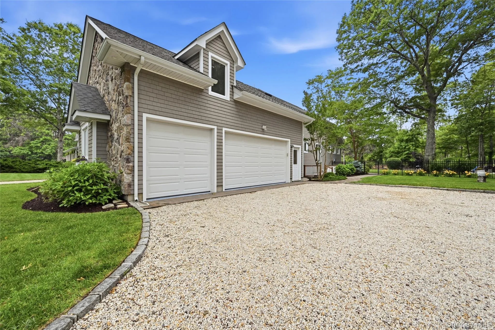58 South Path, Riverhead, NY, 6 Bedrooms Bedrooms, 14 Rooms Rooms,5 BathroomsBathrooms,Residential,For Rent,South,0,1006261 58 South Path, Riverhead, NY, 6 Bedrooms Bedrooms, 14 Rooms Rooms,5 BathroomsBathrooms,Residential,For Rent,South,0,1006261