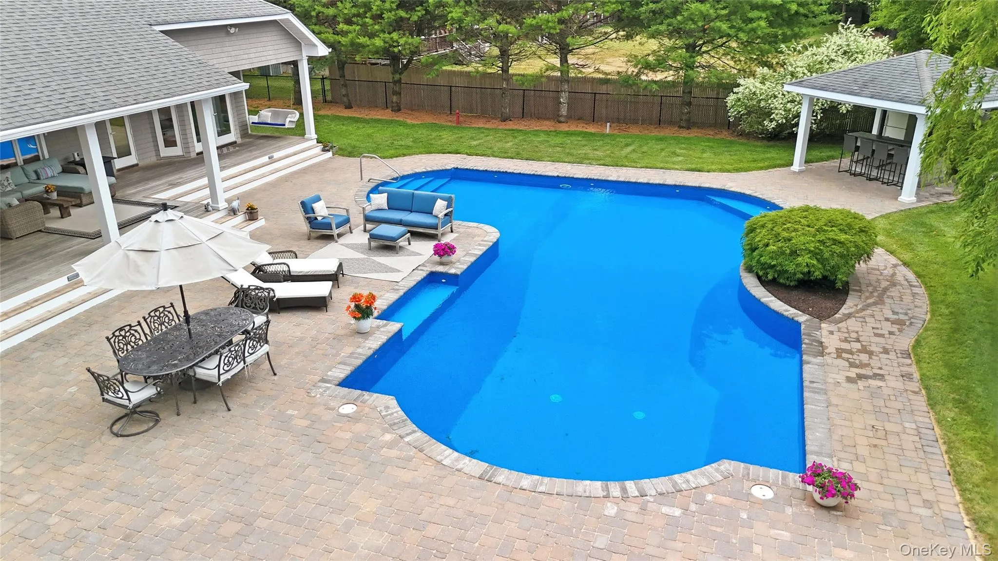 58 South Path, Riverhead, NY, 6 Bedrooms Bedrooms, 14 Rooms Rooms,5 BathroomsBathrooms,Residential,For Rent,South,0,1006261 58 South Path, Riverhead, NY, 6 Bedrooms Bedrooms, 14 Rooms Rooms,5 BathroomsBathrooms,Residential,For Rent,South,0,1006261