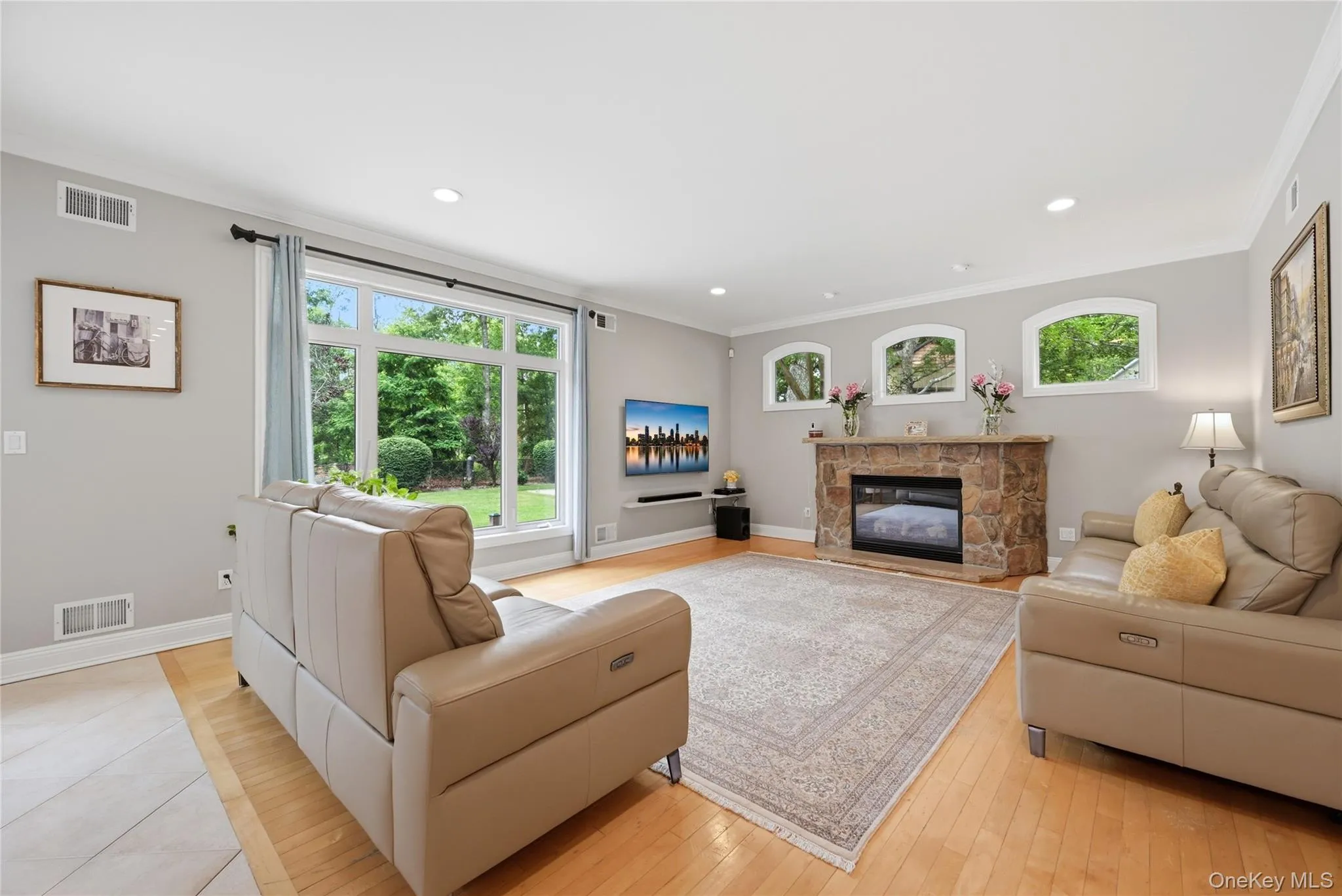 58 South Path, Riverhead, NY, 6 Bedrooms Bedrooms, 14 Rooms Rooms,5 BathroomsBathrooms,Residential,For Rent,South,0,1006261 58 South Path, Riverhead, NY, 6 Bedrooms Bedrooms, 14 Rooms Rooms,5 BathroomsBathrooms,Residential,For Rent,South,0,1006261