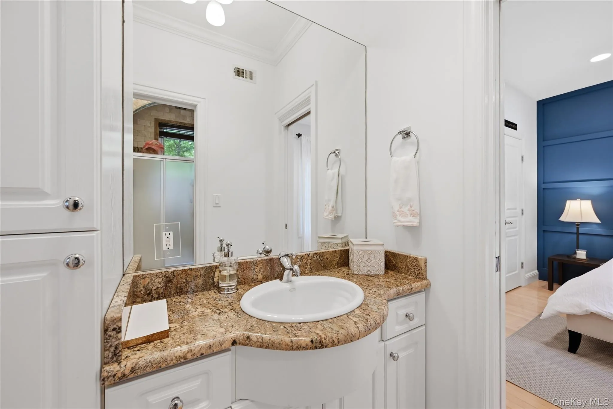 58 South Path, Riverhead, NY, 6 Bedrooms Bedrooms, 14 Rooms Rooms,5 BathroomsBathrooms,Residential,For Rent,South,0,1006261 58 South Path, Riverhead, NY, 6 Bedrooms Bedrooms, 14 Rooms Rooms,5 BathroomsBathrooms,Residential,For Rent,South,0,1006261