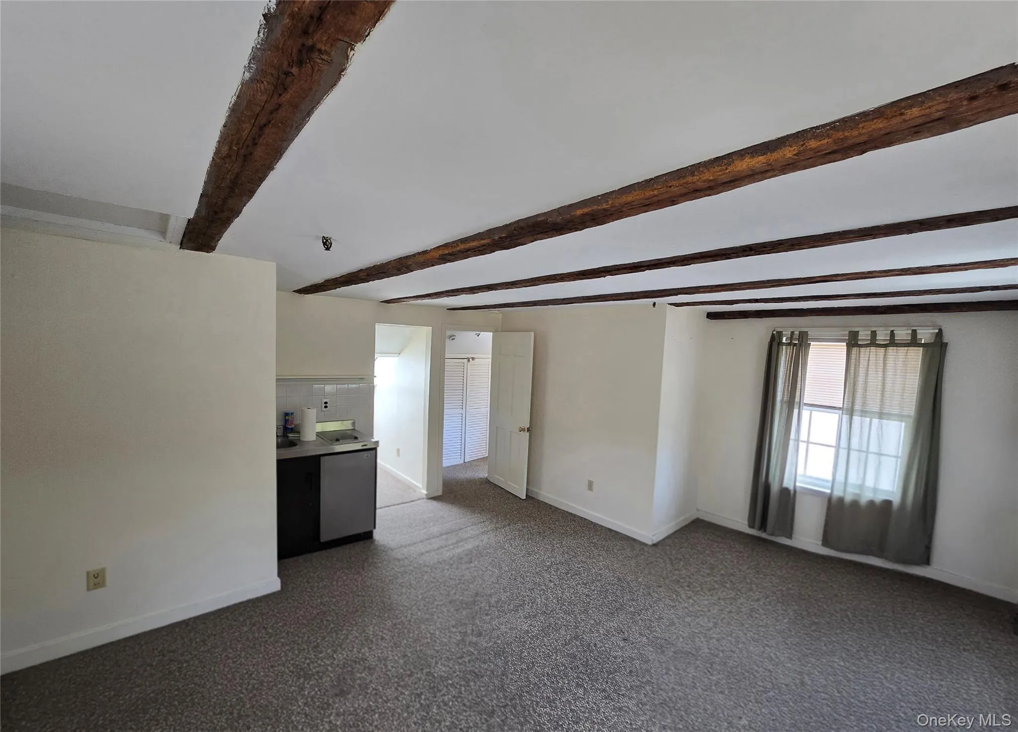 118 Broadway, Brookhaven, NY, ,Commercial Lease,For Rent,Broadway,0,1006264 118 Broadway, Brookhaven, NY, ,Commercial Lease,For Rent,Broadway,0,1006264