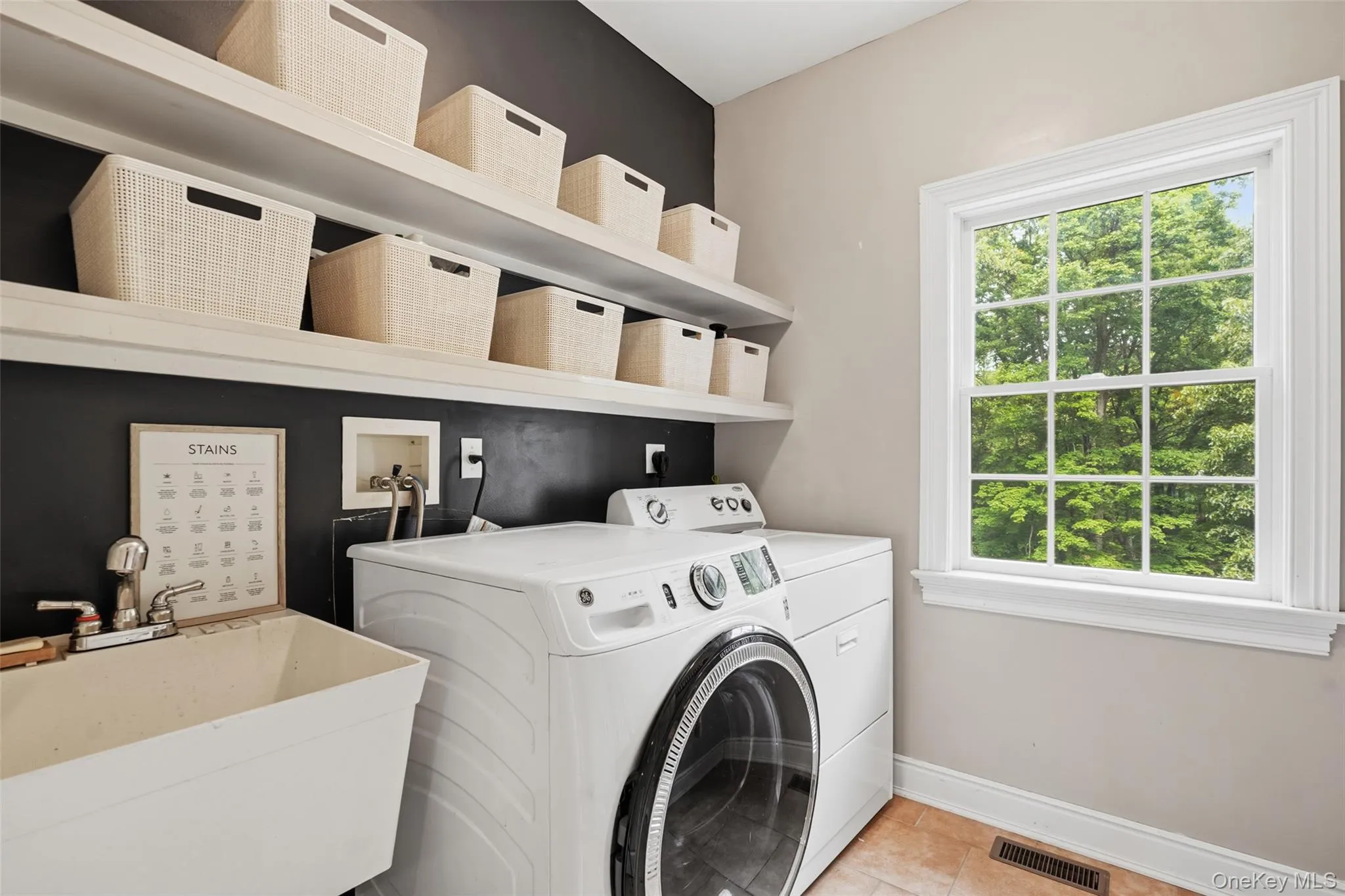 10 Old Katonah Drive, Bedford, NY, 4 Bedrooms Bedrooms, 9 Rooms Rooms,3 BathroomsBathrooms,Residential,For Rent,Old Katonah,0,1006266 10 Old Katonah Drive, Bedford, NY, 4 Bedrooms Bedrooms, 9 Rooms Rooms,3 BathroomsBathrooms,Residential,For Rent,Old Katonah,0,1006266