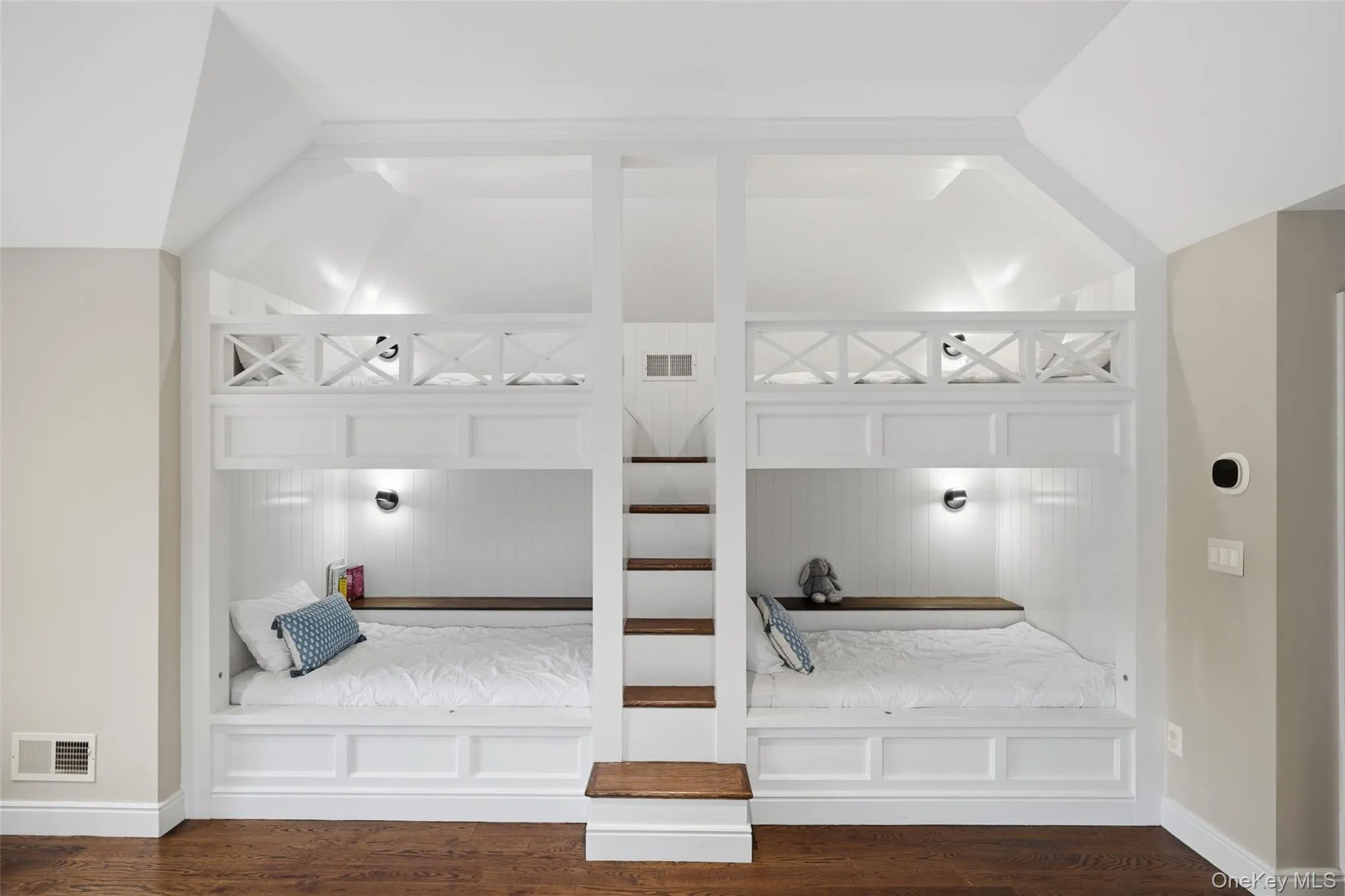 10 Old Katonah Drive, Bedford, NY, 4 Bedrooms Bedrooms, 9 Rooms Rooms,3 BathroomsBathrooms,Residential,For Rent,Old Katonah,0,1006266 10 Old Katonah Drive, Bedford, NY, 4 Bedrooms Bedrooms, 9 Rooms Rooms,3 BathroomsBathrooms,Residential,For Rent,Old Katonah,0,1006266