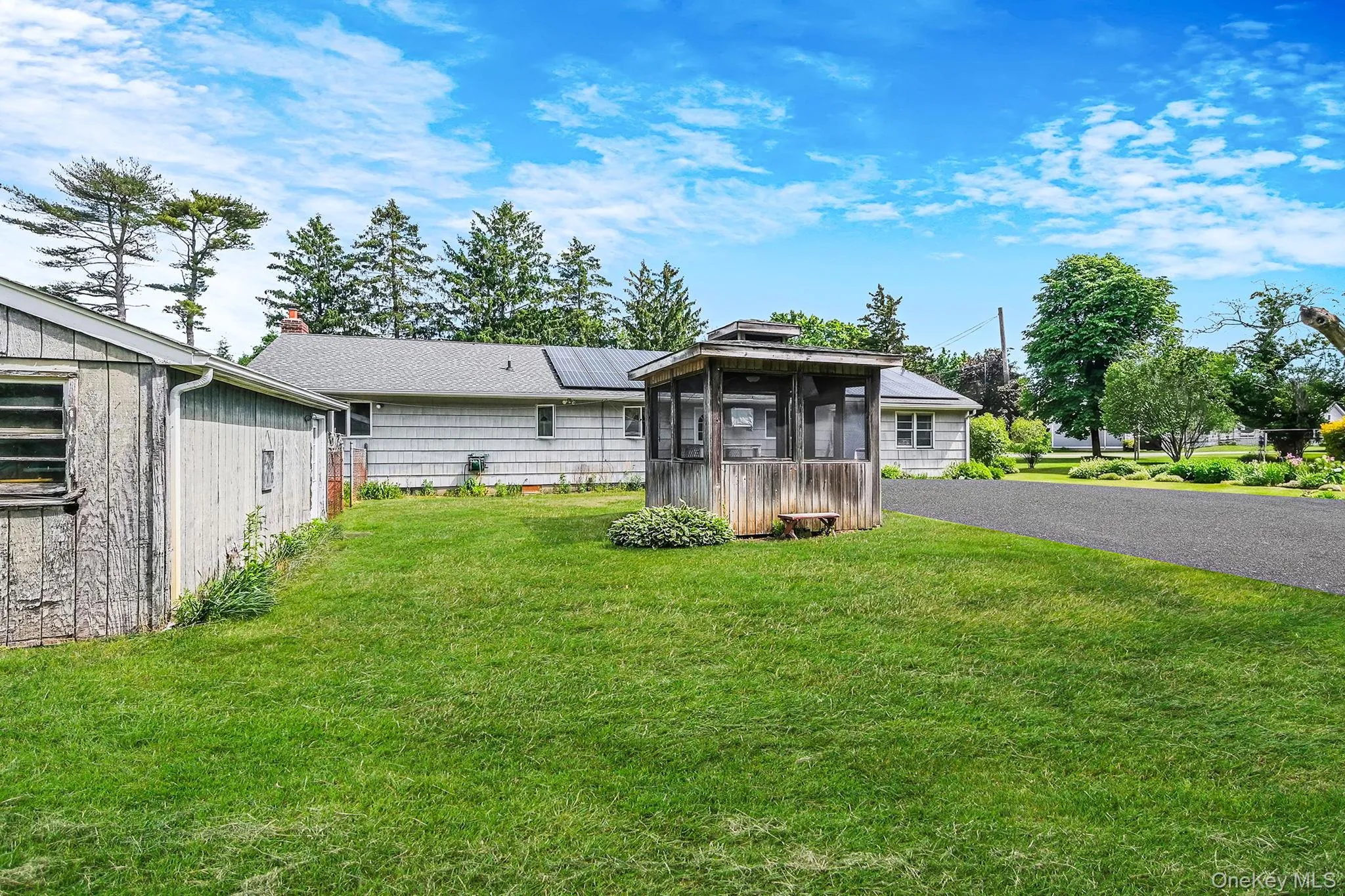 202 Waverly Avenue, Brookhaven, NY, 3 Bedrooms Bedrooms, 9 Rooms Rooms,3 BathroomsBathrooms,Residential,For Rent,Waverly,0,1006267 202 Waverly Avenue, Brookhaven, NY, 3 Bedrooms Bedrooms, 9 Rooms Rooms,3 BathroomsBathrooms,Residential,For Rent,Waverly,0,1006267