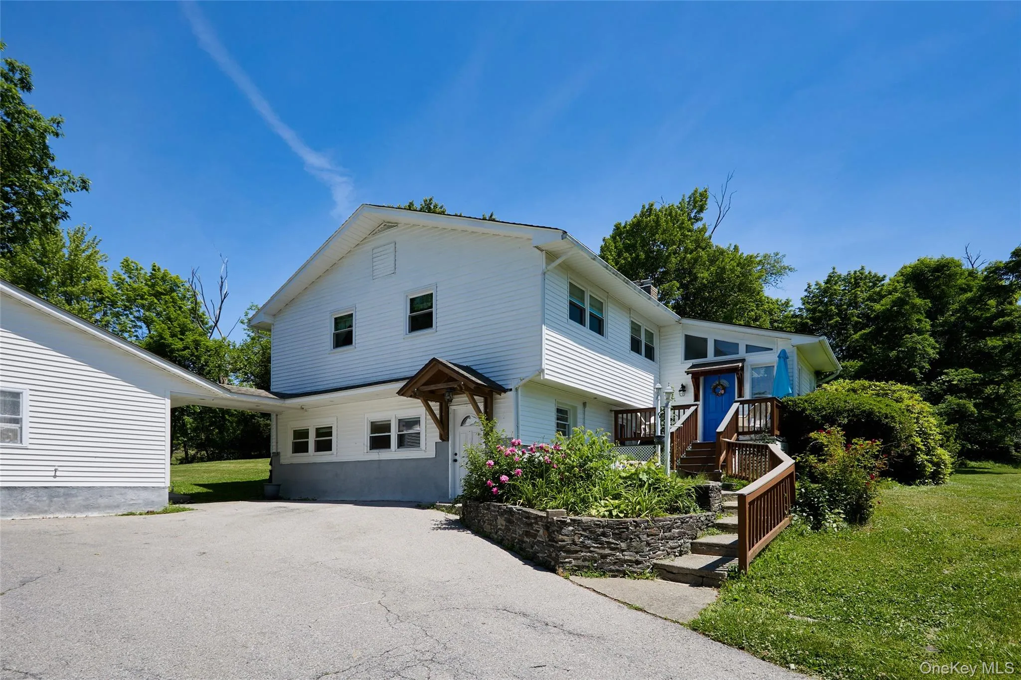 17 Derick Drive, Fishkill, NY, 4 Bedrooms Bedrooms, 8 Rooms Rooms,2 BathroomsBathrooms,Residential,For Rent,Derick,0,1006269 17 Derick Drive, Fishkill, NY, 4 Bedrooms Bedrooms, 8 Rooms Rooms,2 BathroomsBathrooms,Residential,For Rent,Derick,0,1006269