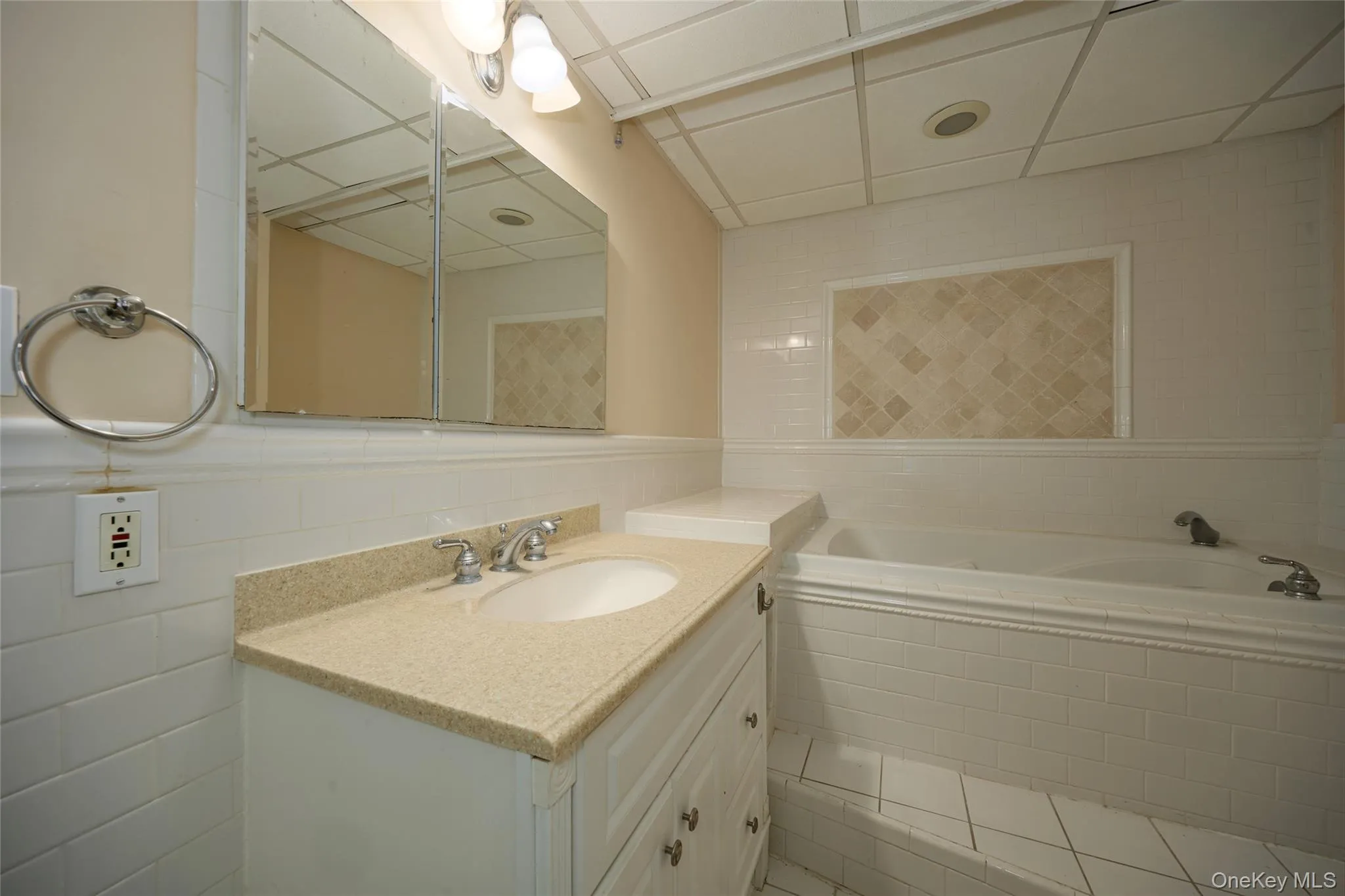 17 Derick Drive, Fishkill, NY, 4 Bedrooms Bedrooms, 8 Rooms Rooms,2 BathroomsBathrooms,Residential,For Rent,Derick,0,1006269 17 Derick Drive, Fishkill, NY, 4 Bedrooms Bedrooms, 8 Rooms Rooms,2 BathroomsBathrooms,Residential,For Rent,Derick,0,1006269