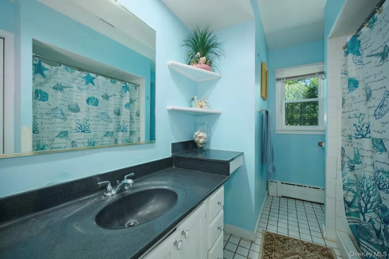 17 Derick Drive, Fishkill, NY, 4 Bedrooms Bedrooms, 8 Rooms Rooms,2 BathroomsBathrooms,Residential,For Rent,Derick,0,1006269 17 Derick Drive, Fishkill, NY, 4 Bedrooms Bedrooms, 8 Rooms Rooms,2 BathroomsBathrooms,Residential,For Rent,Derick,0,1006269