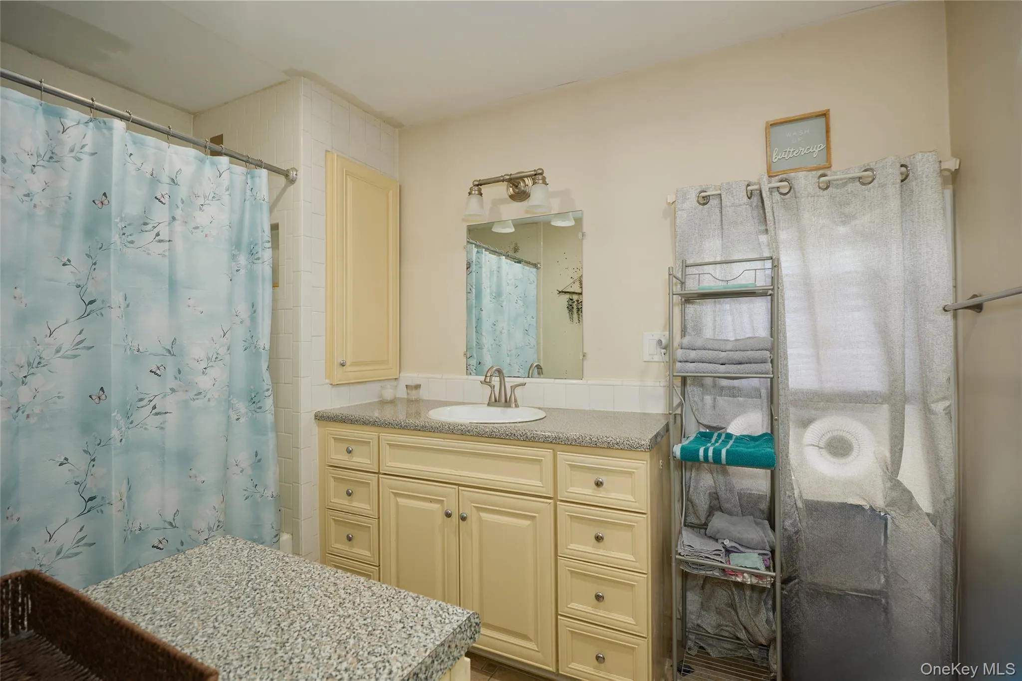 17 Derick Drive, Fishkill, NY, 4 Bedrooms Bedrooms, 8 Rooms Rooms,2 BathroomsBathrooms,Residential,For Rent,Derick,0,1006269 17 Derick Drive, Fishkill, NY, 4 Bedrooms Bedrooms, 8 Rooms Rooms,2 BathroomsBathrooms,Residential,For Rent,Derick,0,1006269