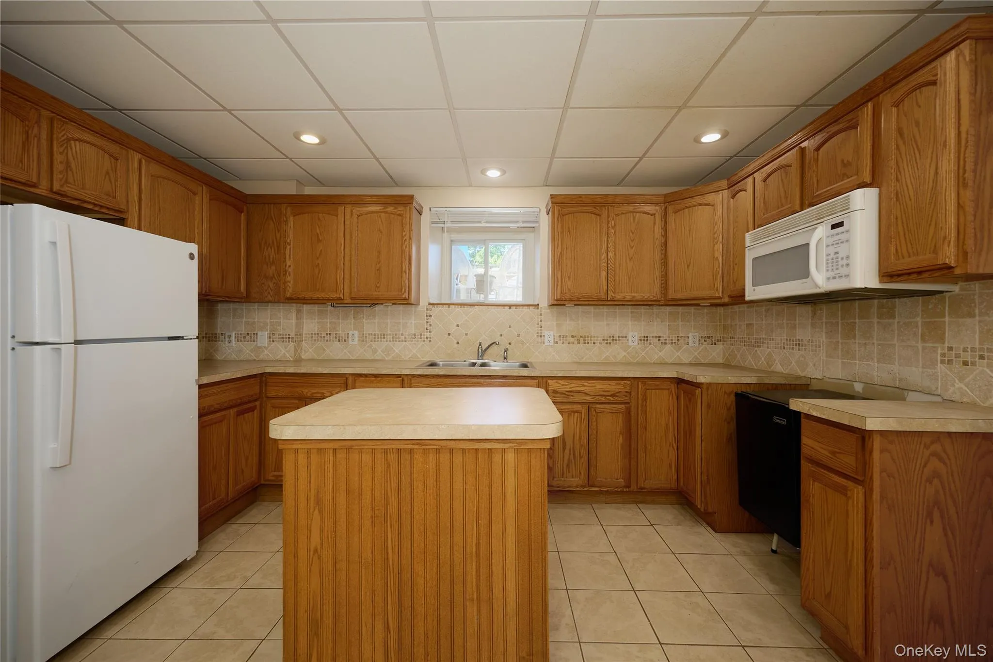 17 Derick Drive, Fishkill, NY, 4 Bedrooms Bedrooms, 8 Rooms Rooms,2 BathroomsBathrooms,Residential,For Rent,Derick,0,1006269 17 Derick Drive, Fishkill, NY, 4 Bedrooms Bedrooms, 8 Rooms Rooms,2 BathroomsBathrooms,Residential,For Rent,Derick,0,1006269