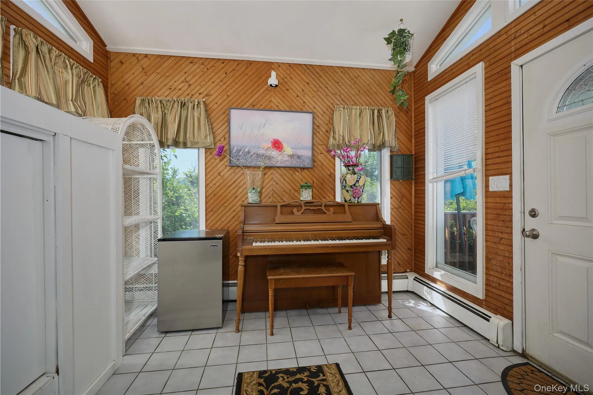 17 Derick Drive, Fishkill, NY, 4 Bedrooms Bedrooms, 8 Rooms Rooms,2 BathroomsBathrooms,Residential,For Rent,Derick,0,1006269 17 Derick Drive, Fishkill, NY, 4 Bedrooms Bedrooms, 8 Rooms Rooms,2 BathroomsBathrooms,Residential,For Rent,Derick,0,1006269