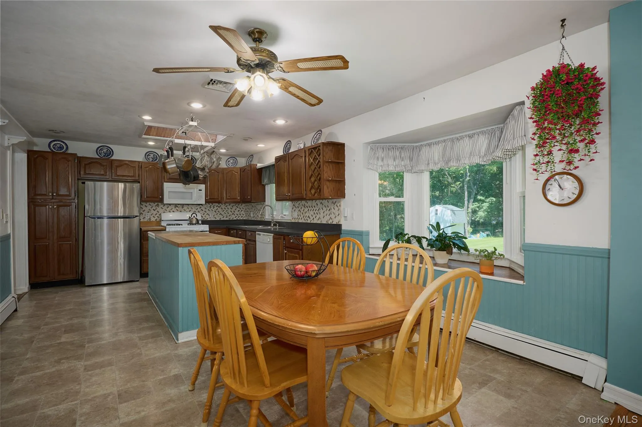 17 Derick Drive, Fishkill, NY, 4 Bedrooms Bedrooms, 8 Rooms Rooms,2 BathroomsBathrooms,Residential,For Rent,Derick,0,1006269 17 Derick Drive, Fishkill, NY, 4 Bedrooms Bedrooms, 8 Rooms Rooms,2 BathroomsBathrooms,Residential,For Rent,Derick,0,1006269
