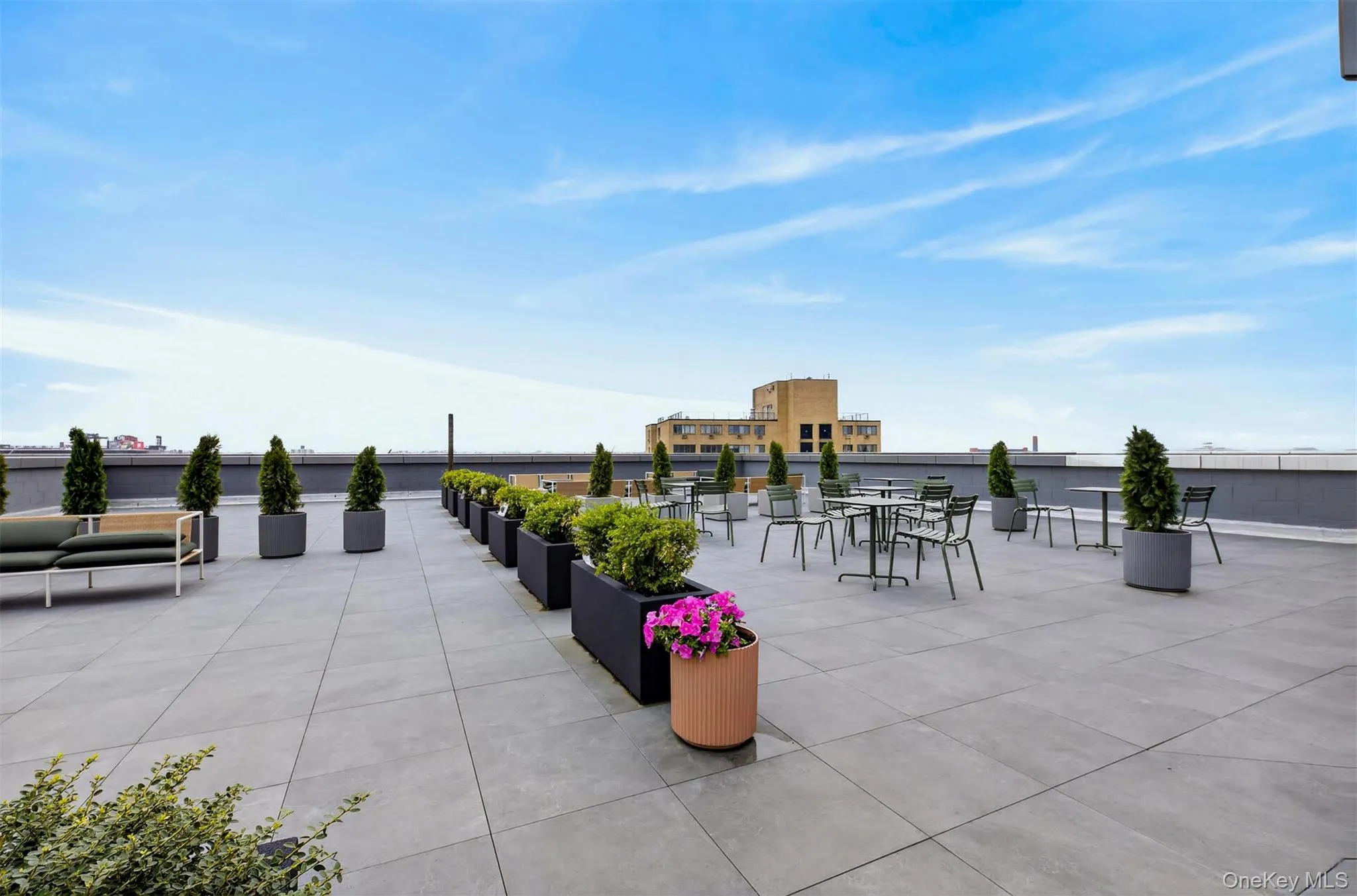 33-71 Prince Street, New York, NY, 3 Bedrooms Bedrooms, 8 Rooms Rooms,3 BathroomsBathrooms,Residential Lease,For Rent,Prince,0,1006270 33-71 Prince Street, New York, NY, 3 Bedrooms Bedrooms, 8 Rooms Rooms,3 BathroomsBathrooms,Residential Lease,For Rent,Prince,0,1006270
