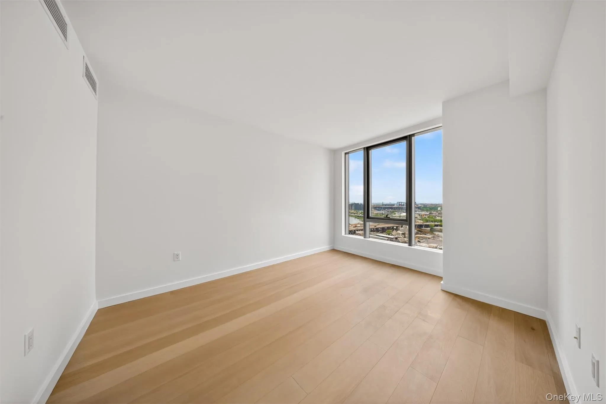 33-71 Prince Street, New York, NY, 3 Bedrooms Bedrooms, 8 Rooms Rooms,3 BathroomsBathrooms,Residential Lease,For Rent,Prince,0,1006270 33-71 Prince Street, New York, NY, 3 Bedrooms Bedrooms, 8 Rooms Rooms,3 BathroomsBathrooms,Residential Lease,For Rent,Prince,0,1006270