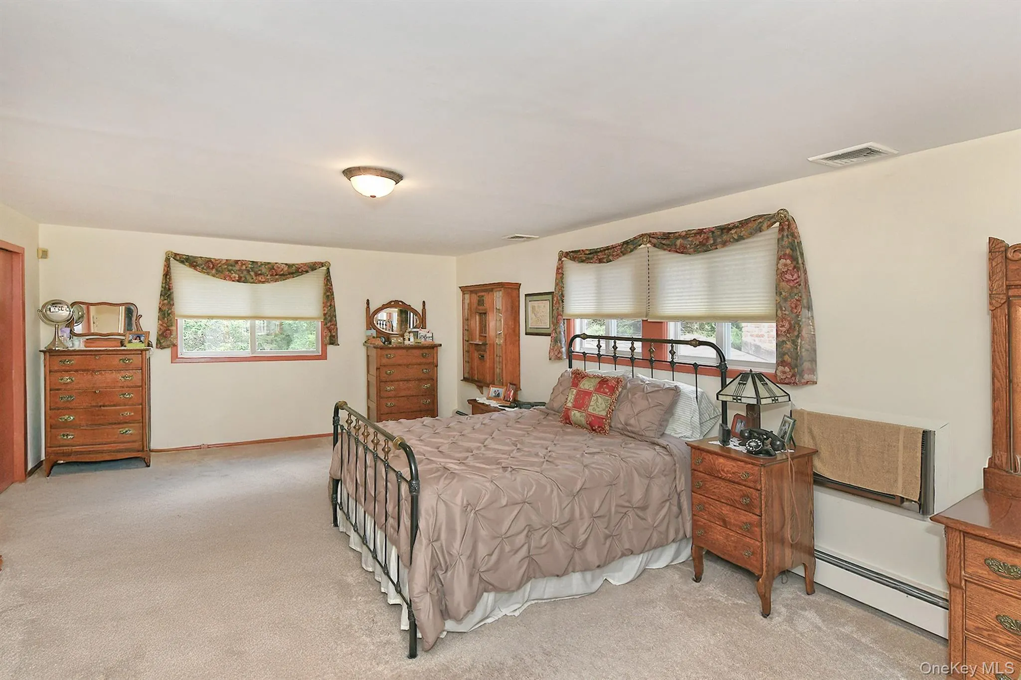 21 Craig Drive, Huntington, NY, 3 Bedrooms Bedrooms, 8 Rooms Rooms,2 BathroomsBathrooms,Residential,For Rent,Craig,0,1006271 21 Craig Drive, Huntington, NY, 3 Bedrooms Bedrooms, 8 Rooms Rooms,2 BathroomsBathrooms,Residential,For Rent,Craig,0,1006271