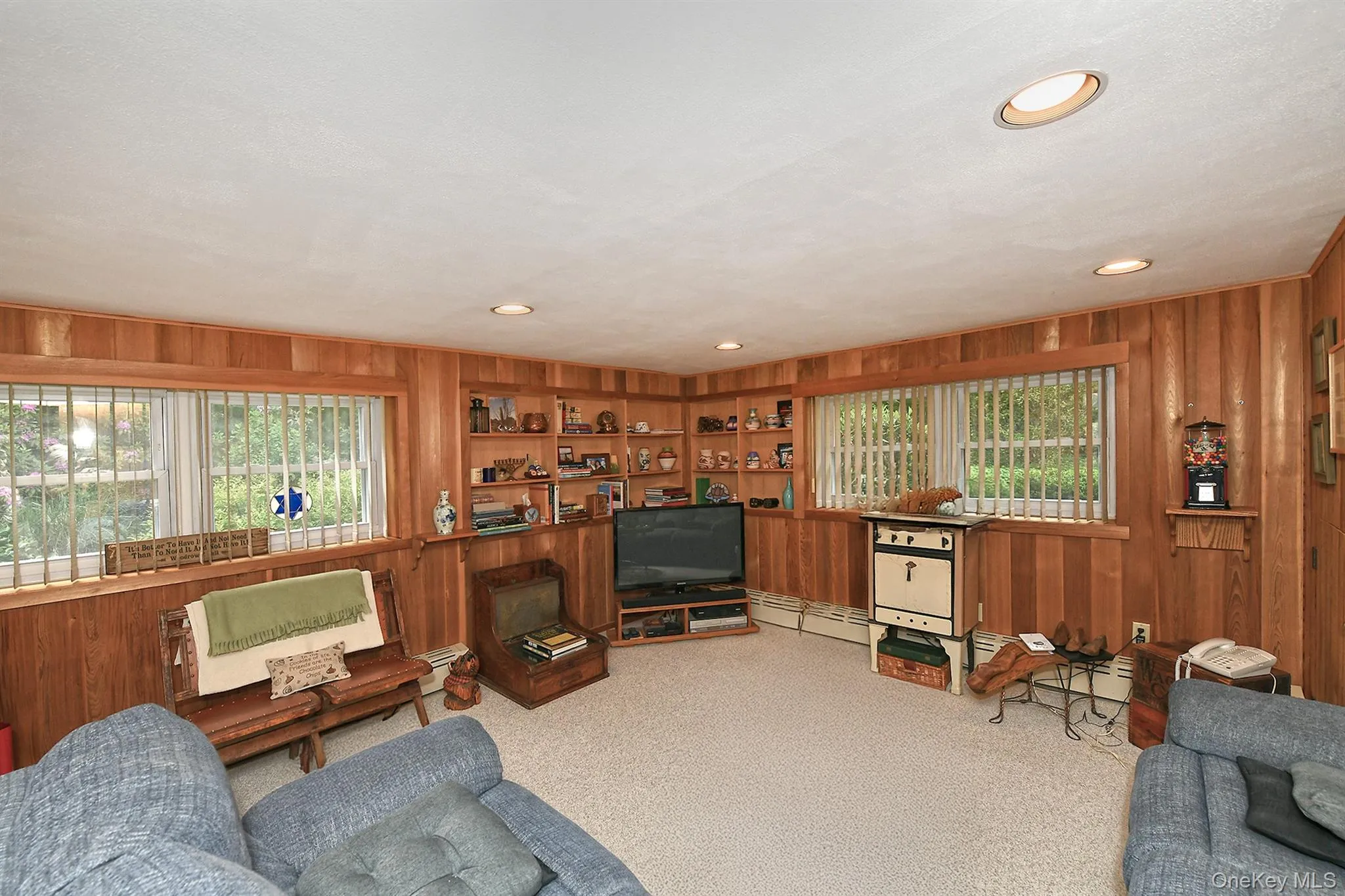 21 Craig Drive, Huntington, NY, 3 Bedrooms Bedrooms, 8 Rooms Rooms,2 BathroomsBathrooms,Residential,For Rent,Craig,0,1006271 21 Craig Drive, Huntington, NY, 3 Bedrooms Bedrooms, 8 Rooms Rooms,2 BathroomsBathrooms,Residential,For Rent,Craig,0,1006271