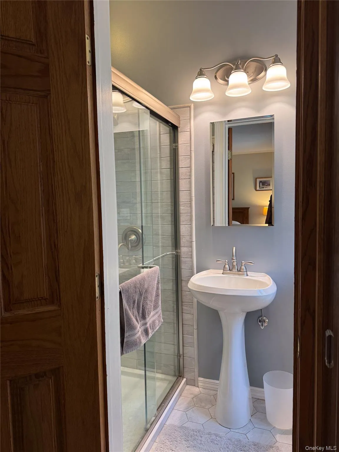 8 Donnatella Lane, Smithtown, NY, 4 Bedrooms Bedrooms, 10 Rooms Rooms,2 BathroomsBathrooms,Residential,For Rent,Donnatella,0,1006272 8 Donnatella Lane, Smithtown, NY, 4 Bedrooms Bedrooms, 10 Rooms Rooms,2 BathroomsBathrooms,Residential,For Rent,Donnatella,0,1006272