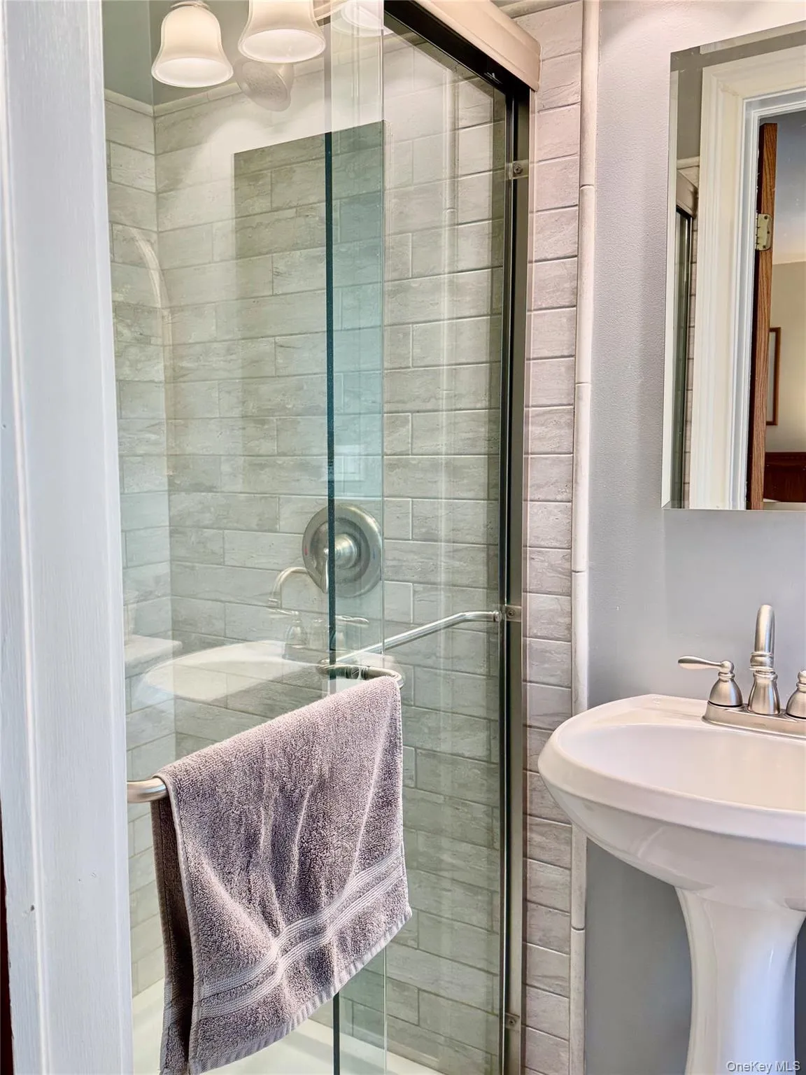 8 Donnatella Lane, Smithtown, NY, 4 Bedrooms Bedrooms, 10 Rooms Rooms,2 BathroomsBathrooms,Residential,For Rent,Donnatella,0,1006272 8 Donnatella Lane, Smithtown, NY, 4 Bedrooms Bedrooms, 10 Rooms Rooms,2 BathroomsBathrooms,Residential,For Rent,Donnatella,0,1006272