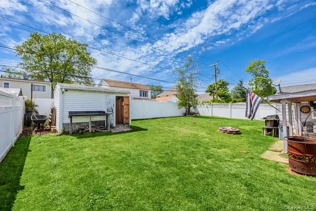 4236 Clarissa Road, Oyster Bay, NY, 4 Bedrooms Bedrooms, 7 Rooms Rooms,2 BathroomsBathrooms,Residential,For Rent,Clarissa,0,1006275 4236 Clarissa Road, Oyster Bay, NY, 4 Bedrooms Bedrooms, 7 Rooms Rooms,2 BathroomsBathrooms,Residential,For Rent,Clarissa,0,1006275