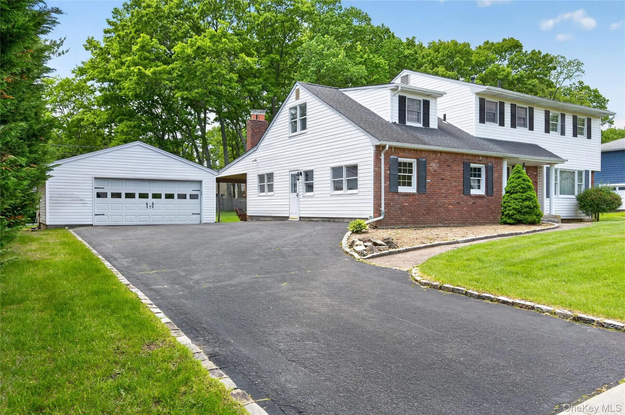 57 Pine Hill Lane, Huntington, NY, 4 Bedrooms Bedrooms, 9 Rooms Rooms,2 BathroomsBathrooms,Residential,For Rent,Pine Hill,0,1006280 57 Pine Hill Lane, Huntington, NY, 4 Bedrooms Bedrooms, 9 Rooms Rooms,2 BathroomsBathrooms,Residential,For Rent,Pine Hill,0,1006280