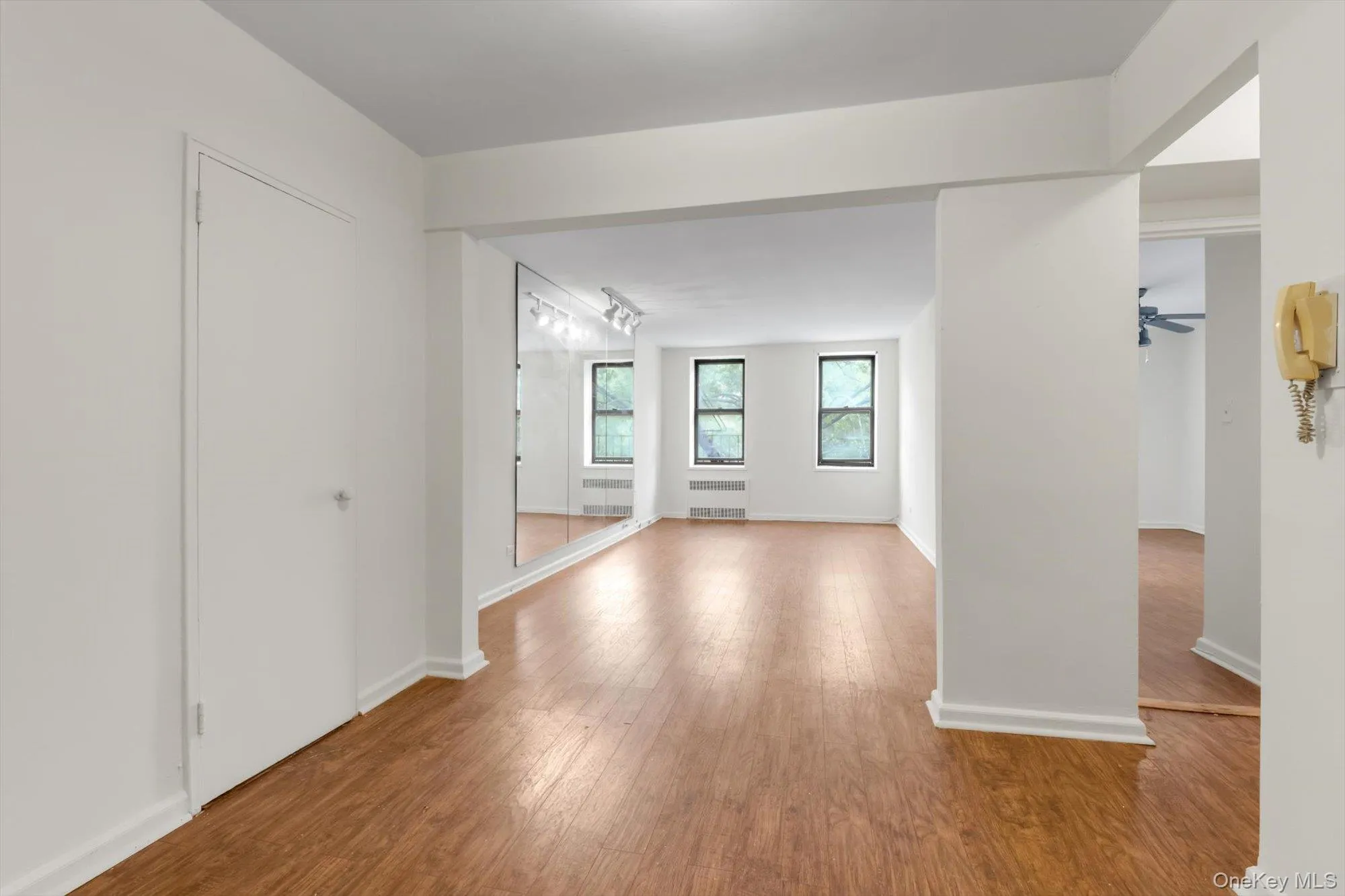 83-11 139 Street, New York, NY, 1 Bedroom Bedrooms, 3 Rooms Rooms,1 BathroomBathrooms,Residential,For Rent,139,0,1006282 83-11 139 Street, New York, NY, 1 Bedroom Bedrooms, 3 Rooms Rooms,1 BathroomBathrooms,Residential,For Rent,139,0,1006282