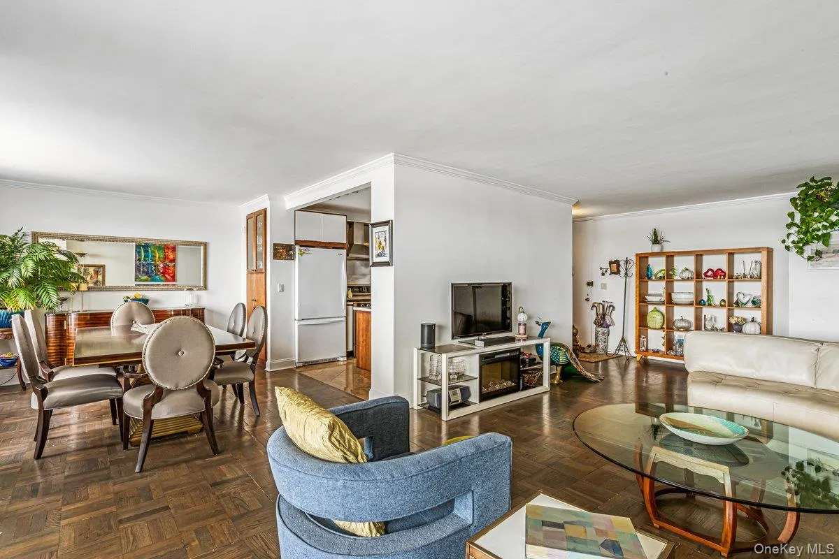 166-25 Powells Cove Boulevard, New York, NY, 1 Bedroom Bedrooms, 4 Rooms Rooms,1 BathroomBathrooms,Residential,For Rent,Powells Cove,0,1006284 166-25 Powells Cove Boulevard, New York, NY, 1 Bedroom Bedrooms, 4 Rooms Rooms,1 BathroomBathrooms,Residential,For Rent,Powells Cove,0,1006284