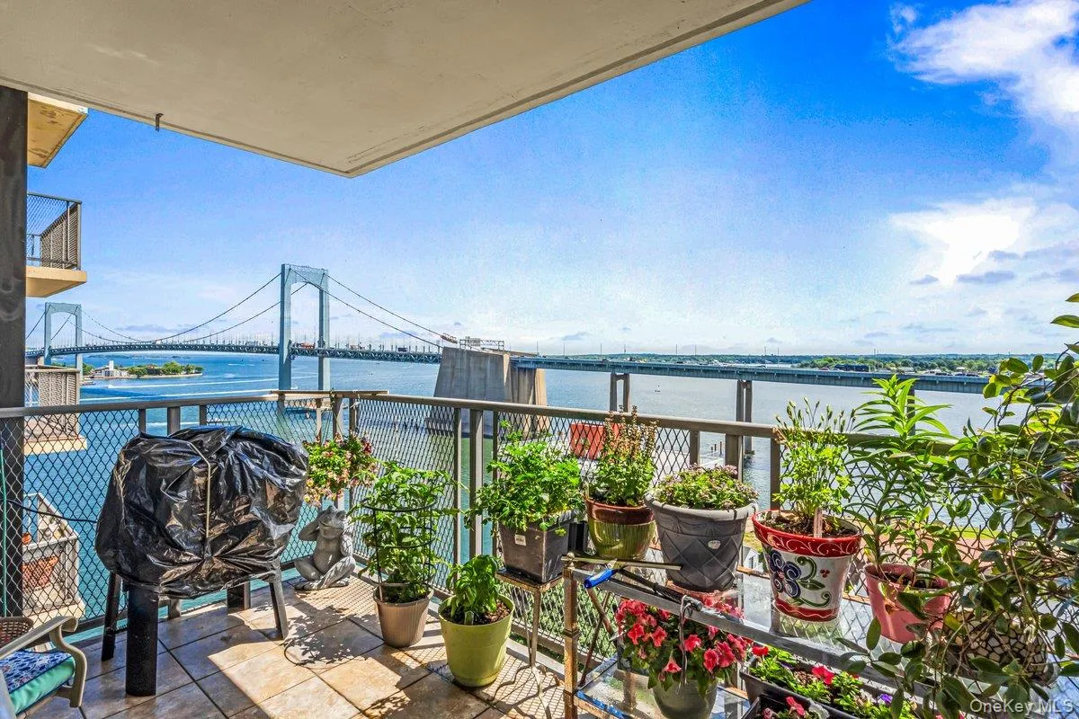 166-25 Powells Cove Boulevard, New York, NY, 1 Bedroom Bedrooms, 4 Rooms Rooms,1 BathroomBathrooms,Residential,For Rent,Powells Cove,0,1006284 166-25 Powells Cove Boulevard, New York, NY, 1 Bedroom Bedrooms, 4 Rooms Rooms,1 BathroomBathrooms,Residential,For Rent,Powells Cove,0,1006284