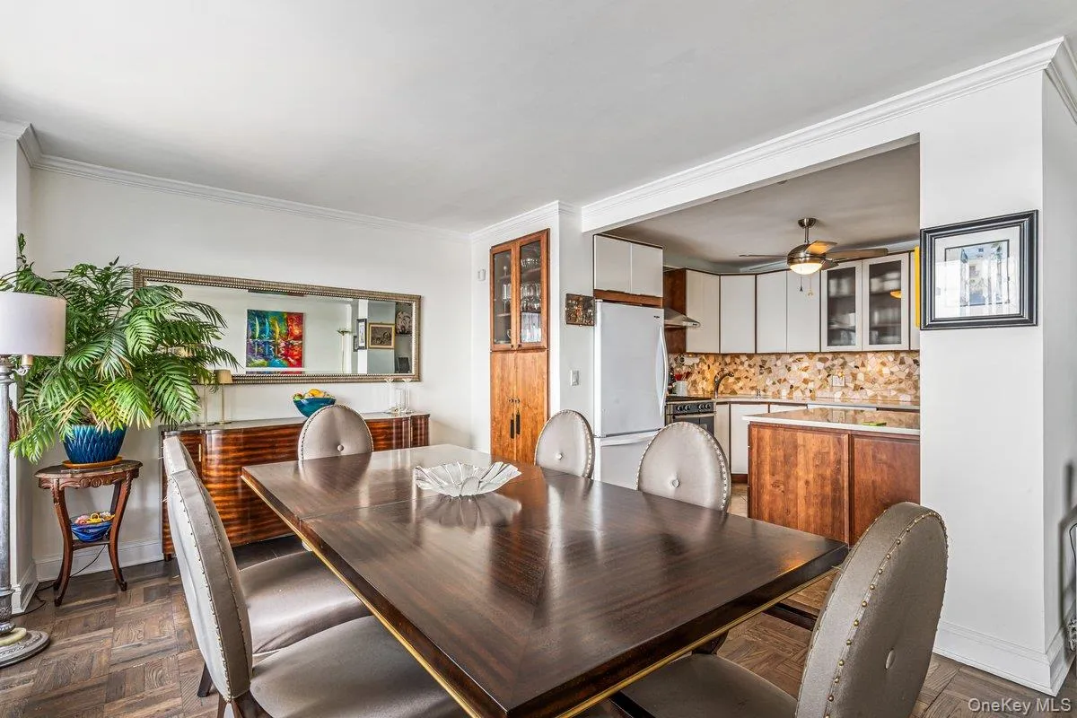 166-25 Powells Cove Boulevard, New York, NY, 1 Bedroom Bedrooms, 4 Rooms Rooms,1 BathroomBathrooms,Residential,For Rent,Powells Cove,0,1006284 166-25 Powells Cove Boulevard, New York, NY, 1 Bedroom Bedrooms, 4 Rooms Rooms,1 BathroomBathrooms,Residential,For Rent,Powells Cove,0,1006284