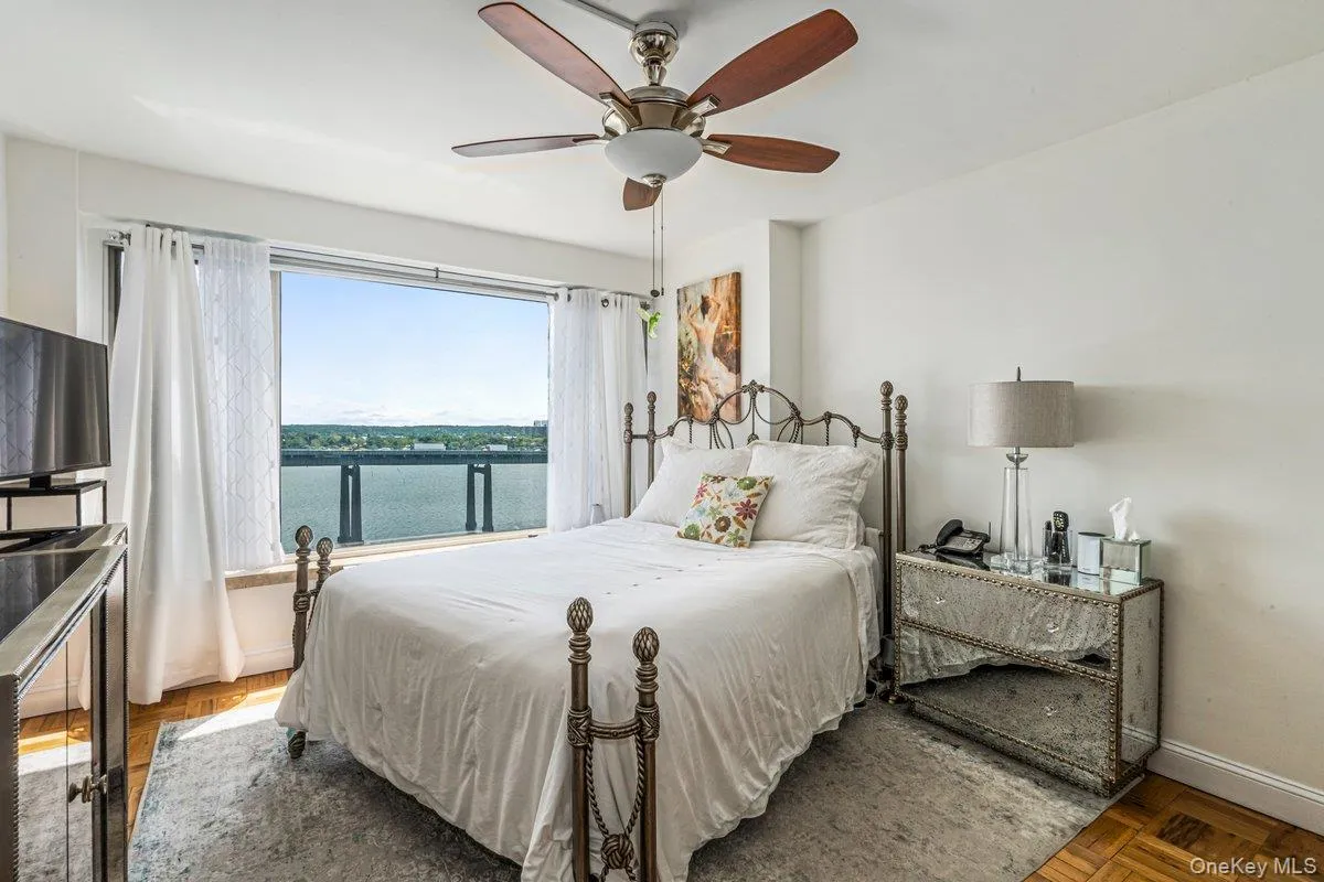 166-25 Powells Cove Boulevard, New York, NY, 1 Bedroom Bedrooms, 4 Rooms Rooms,1 BathroomBathrooms,Residential,For Rent,Powells Cove,0,1006284 166-25 Powells Cove Boulevard, New York, NY, 1 Bedroom Bedrooms, 4 Rooms Rooms,1 BathroomBathrooms,Residential,For Rent,Powells Cove,0,1006284