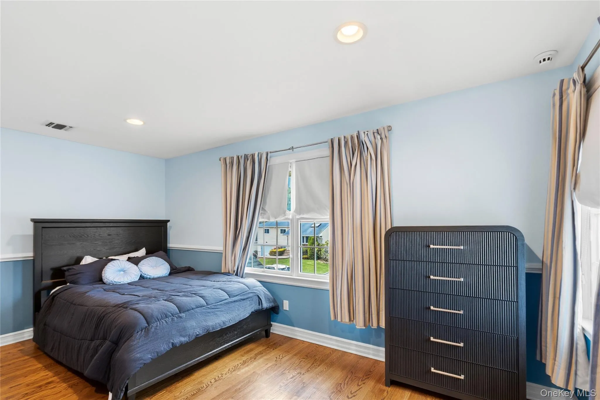 47 Syosset Circle, Oyster Bay, NY, 4 Bedrooms Bedrooms, 8 Rooms Rooms,3 BathroomsBathrooms,Residential,For Rent,Syosset,0,1006285 47 Syosset Circle, Oyster Bay, NY, 4 Bedrooms Bedrooms, 8 Rooms Rooms,3 BathroomsBathrooms,Residential,For Rent,Syosset,0,1006285
