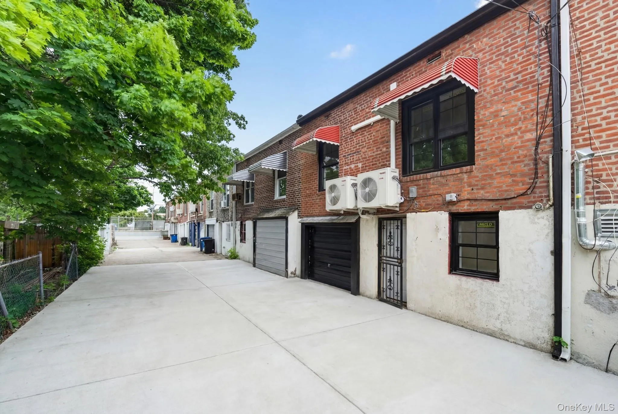 17913 134th Avenue, New York, NY, 3 Bedrooms Bedrooms, 12 Rooms Rooms,2 BathroomsBathrooms,Residential,For Rent,134th,0,1006288 17913 134th Avenue, New York, NY, 3 Bedrooms Bedrooms, 12 Rooms Rooms,2 BathroomsBathrooms,Residential,For Rent,134th,0,1006288