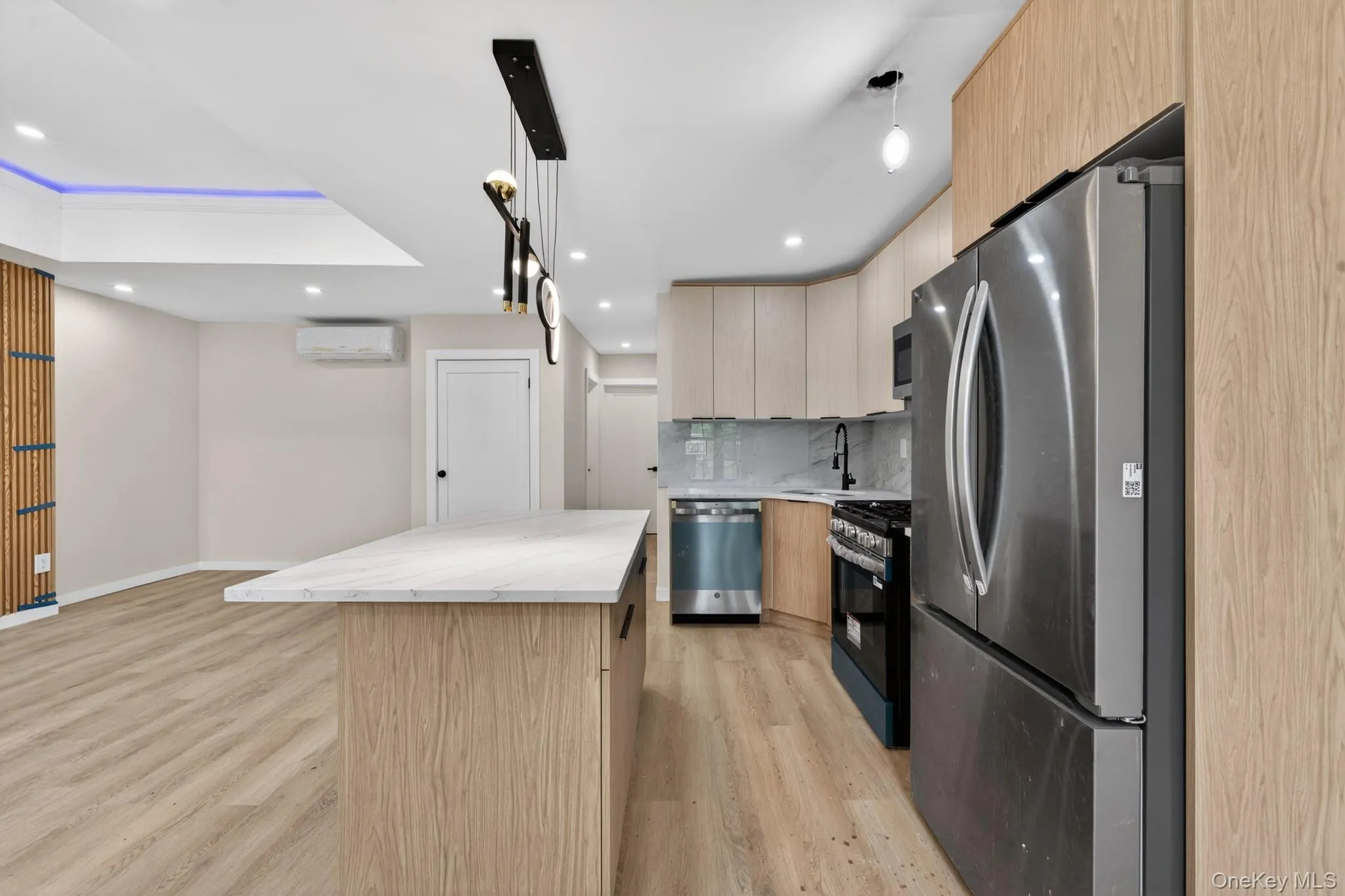 17913 134th Avenue, New York, NY, 3 Bedrooms Bedrooms, 12 Rooms Rooms,2 BathroomsBathrooms,Residential,For Rent,134th,0,1006288 17913 134th Avenue, New York, NY, 3 Bedrooms Bedrooms, 12 Rooms Rooms,2 BathroomsBathrooms,Residential,For Rent,134th,0,1006288