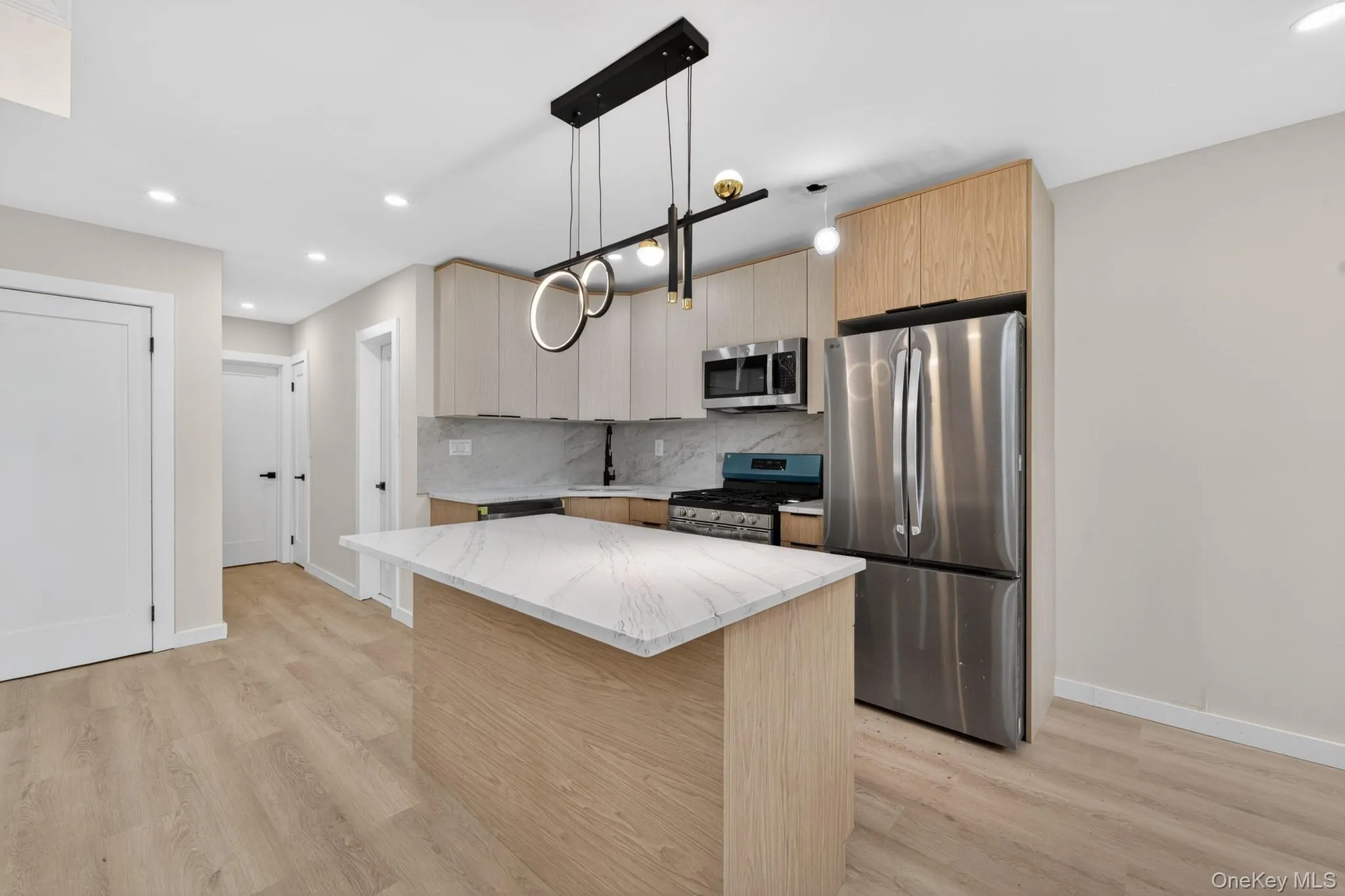 17913 134th Avenue, New York, NY, 3 Bedrooms Bedrooms, 12 Rooms Rooms,2 BathroomsBathrooms,Residential,For Rent,134th,0,1006288 17913 134th Avenue, New York, NY, 3 Bedrooms Bedrooms, 12 Rooms Rooms,2 BathroomsBathrooms,Residential,For Rent,134th,0,1006288