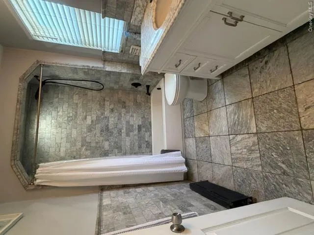 1601 Cross Bay Boulevard, New York, NY, 3 Bedrooms Bedrooms, 6 Rooms Rooms,2 BathroomsBathrooms,Residential,For Rent,Cross Bay,0,1006289 1601 Cross Bay Boulevard, New York, NY, 3 Bedrooms Bedrooms, 6 Rooms Rooms,2 BathroomsBathrooms,Residential,For Rent,Cross Bay,0,1006289