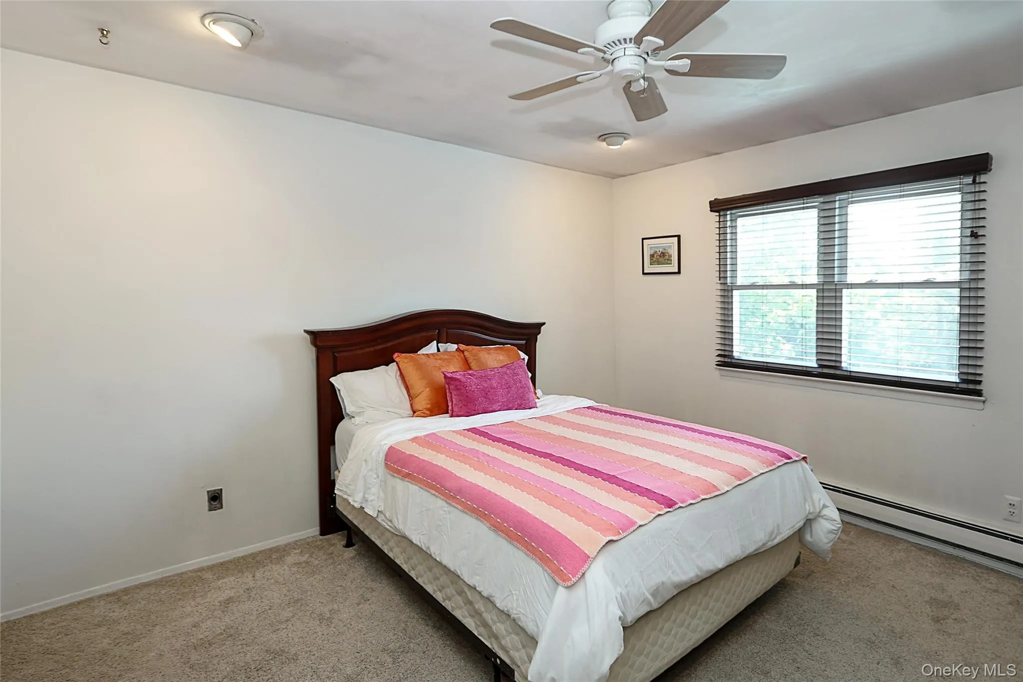 4 Quincy Lane, Smithtown, NY, 4 Bedrooms Bedrooms, 8 Rooms Rooms,2 BathroomsBathrooms,Residential,For Rent,Quincy,0,1006293 4 Quincy Lane, Smithtown, NY, 4 Bedrooms Bedrooms, 8 Rooms Rooms,2 BathroomsBathrooms,Residential,For Rent,Quincy,0,1006293