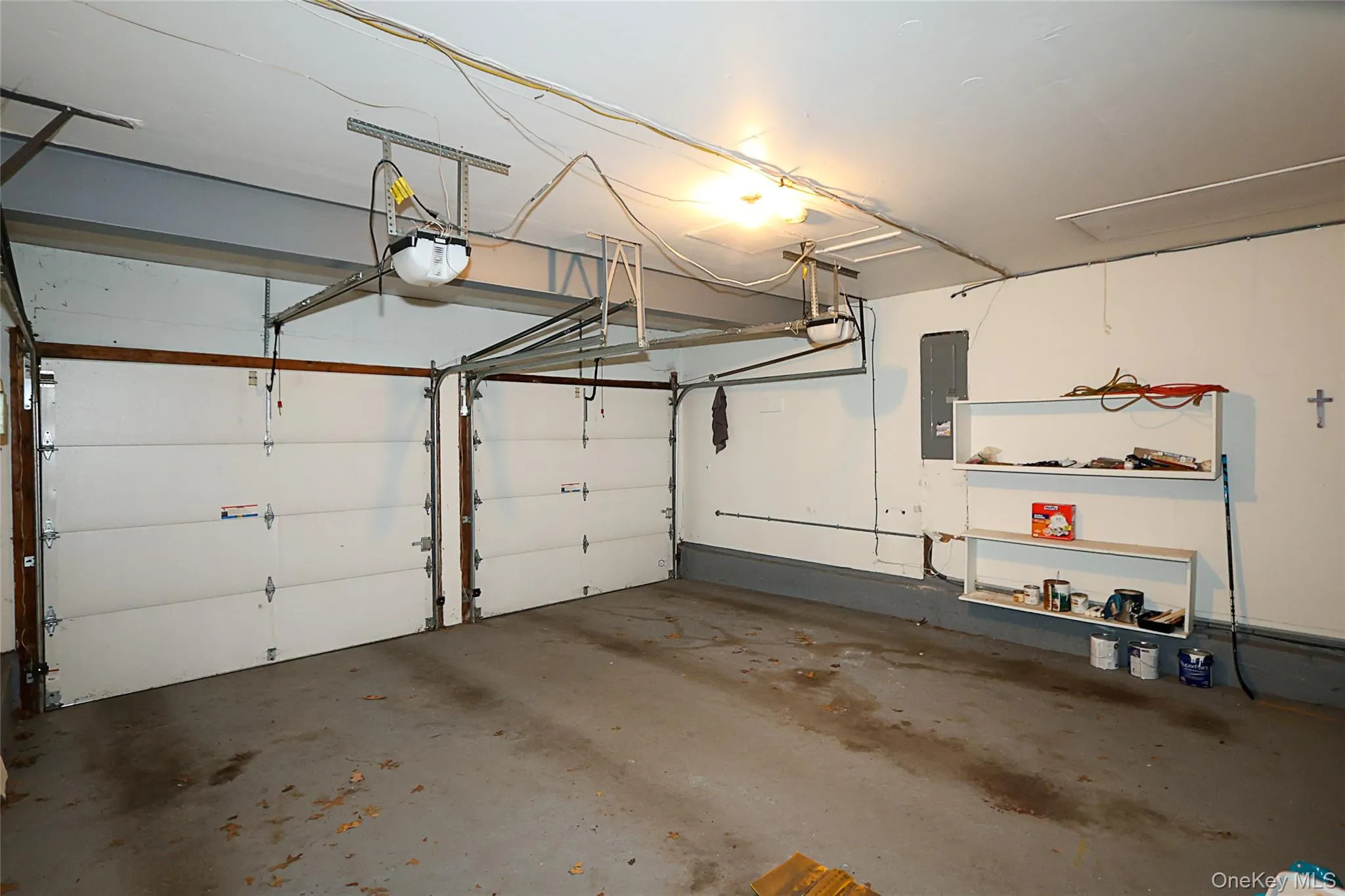 4 Quincy Lane, Smithtown, NY, 4 Bedrooms Bedrooms, 8 Rooms Rooms,2 BathroomsBathrooms,Residential,For Rent,Quincy,0,1006293 4 Quincy Lane, Smithtown, NY, 4 Bedrooms Bedrooms, 8 Rooms Rooms,2 BathroomsBathrooms,Residential,For Rent,Quincy,0,1006293