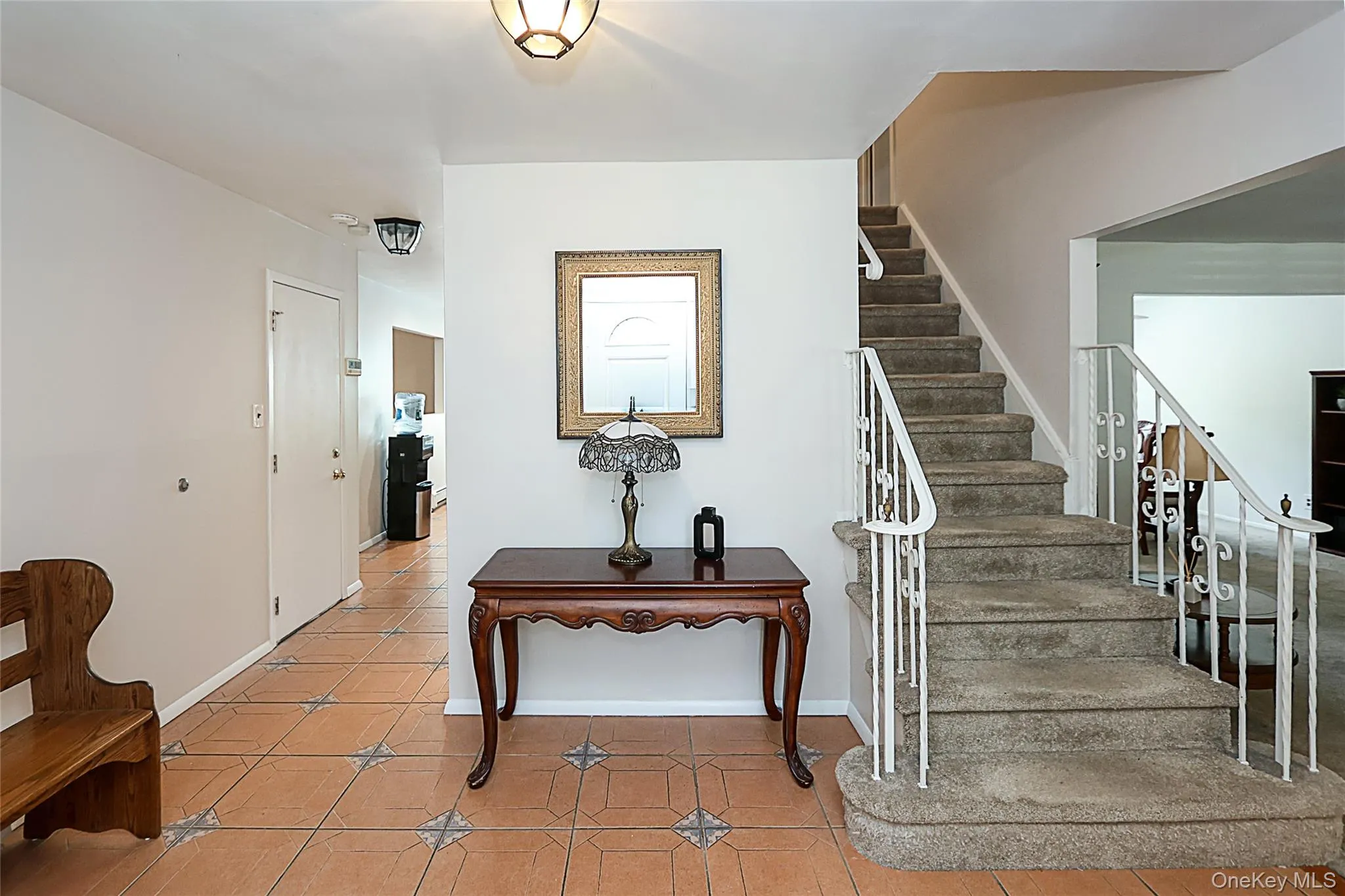 4 Quincy Lane, Smithtown, NY, 4 Bedrooms Bedrooms, 8 Rooms Rooms,2 BathroomsBathrooms,Residential,For Rent,Quincy,0,1006293 4 Quincy Lane, Smithtown, NY, 4 Bedrooms Bedrooms, 8 Rooms Rooms,2 BathroomsBathrooms,Residential,For Rent,Quincy,0,1006293