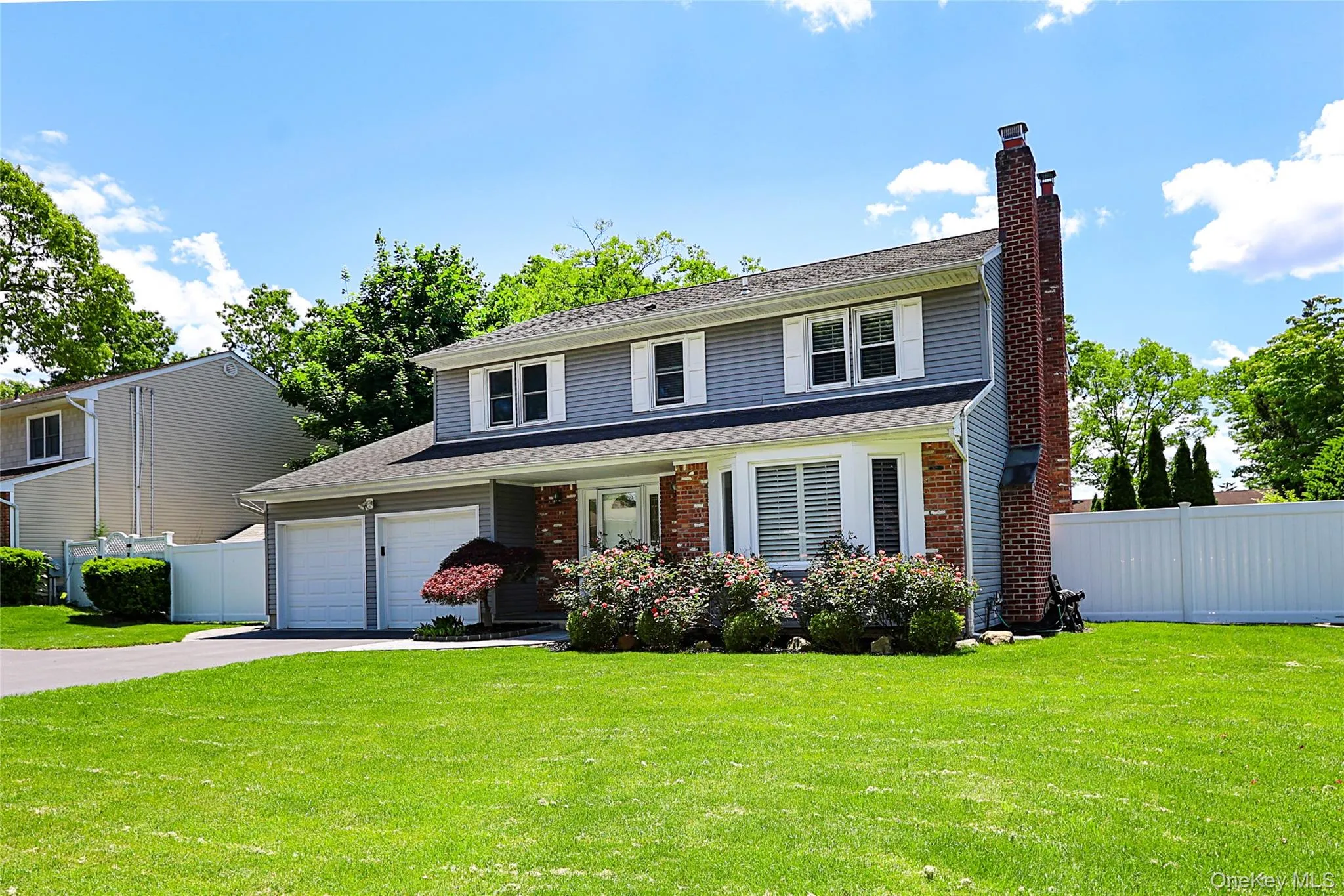 4 Quincy Lane, Smithtown, NY, 4 Bedrooms Bedrooms, 8 Rooms Rooms,2 BathroomsBathrooms,Residential,For Rent,Quincy,0,1006293 4 Quincy Lane, Smithtown, NY, 4 Bedrooms Bedrooms, 8 Rooms Rooms,2 BathroomsBathrooms,Residential,For Rent,Quincy,0,1006293