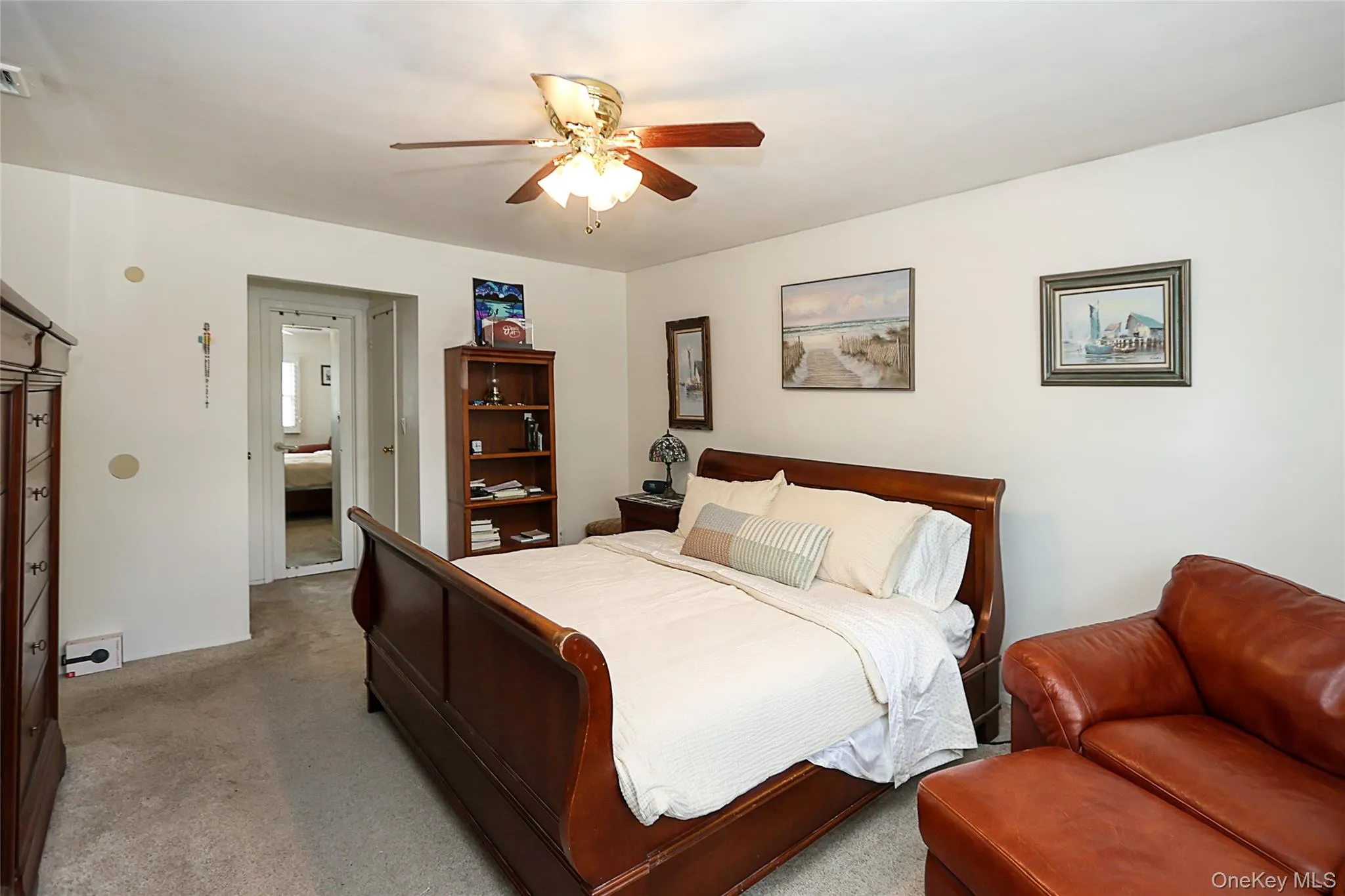 4 Quincy Lane, Smithtown, NY, 4 Bedrooms Bedrooms, 8 Rooms Rooms,2 BathroomsBathrooms,Residential,For Rent,Quincy,0,1006293 4 Quincy Lane, Smithtown, NY, 4 Bedrooms Bedrooms, 8 Rooms Rooms,2 BathroomsBathrooms,Residential,For Rent,Quincy,0,1006293