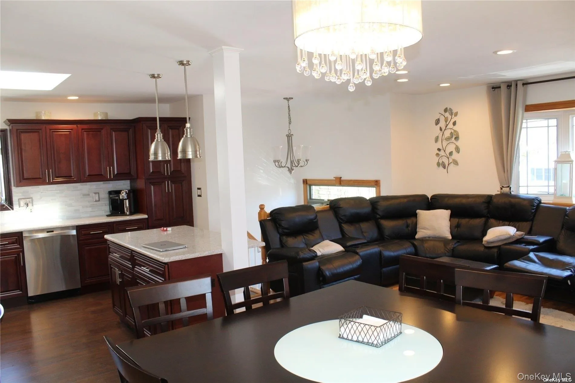 860 Udall Road, Islip, NY, 5 Bedrooms Bedrooms, 10 Rooms Rooms,2 BathroomsBathrooms,Residential,For Rent,Udall,0,1006294 860 Udall Road, Islip, NY, 5 Bedrooms Bedrooms, 10 Rooms Rooms,2 BathroomsBathrooms,Residential,For Rent,Udall,0,1006294
