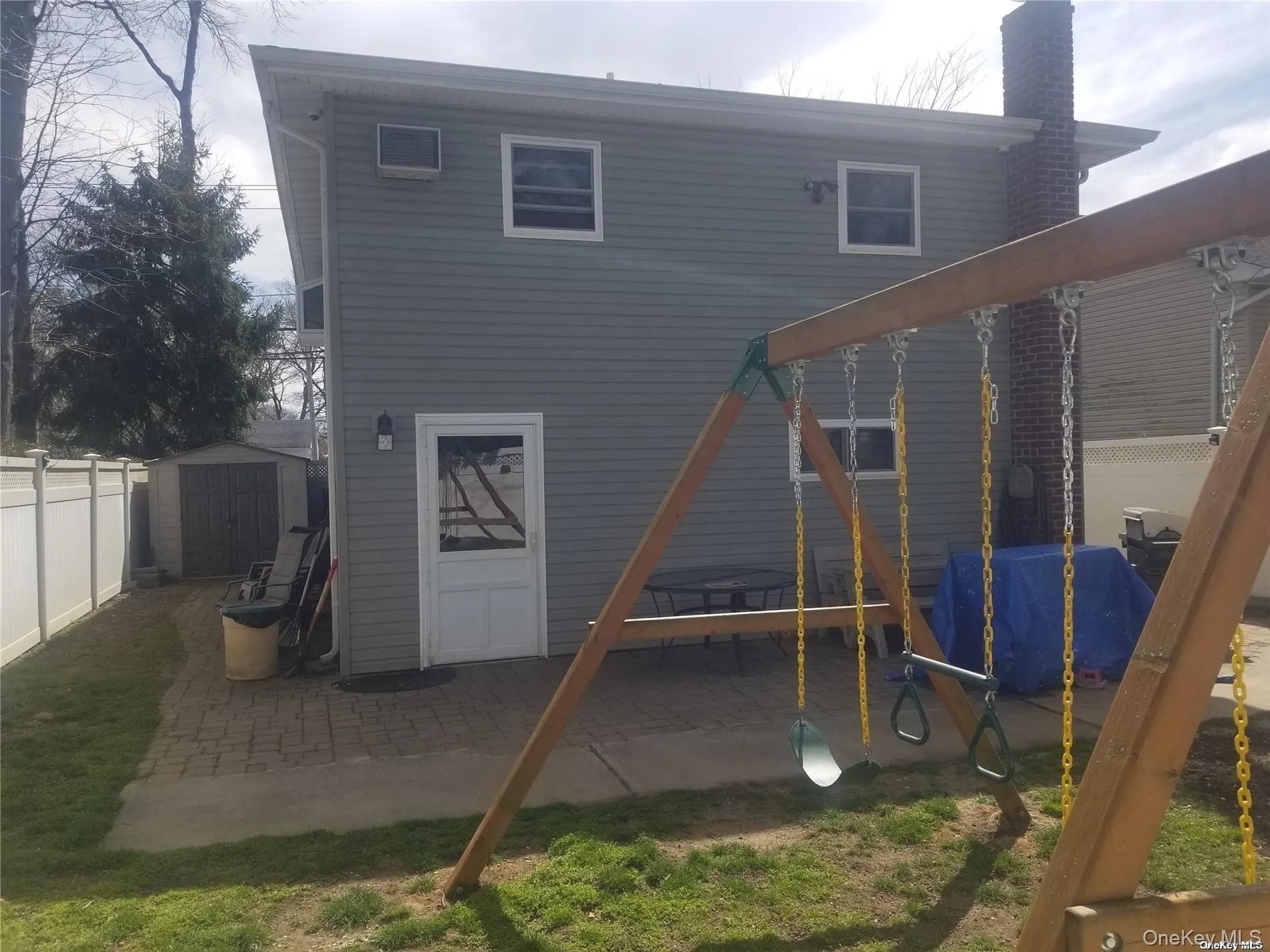 860 Udall Road, Islip, NY, 5 Bedrooms Bedrooms, 10 Rooms Rooms,2 BathroomsBathrooms,Residential,For Rent,Udall,0,1006294 860 Udall Road, Islip, NY, 5 Bedrooms Bedrooms, 10 Rooms Rooms,2 BathroomsBathrooms,Residential,For Rent,Udall,0,1006294