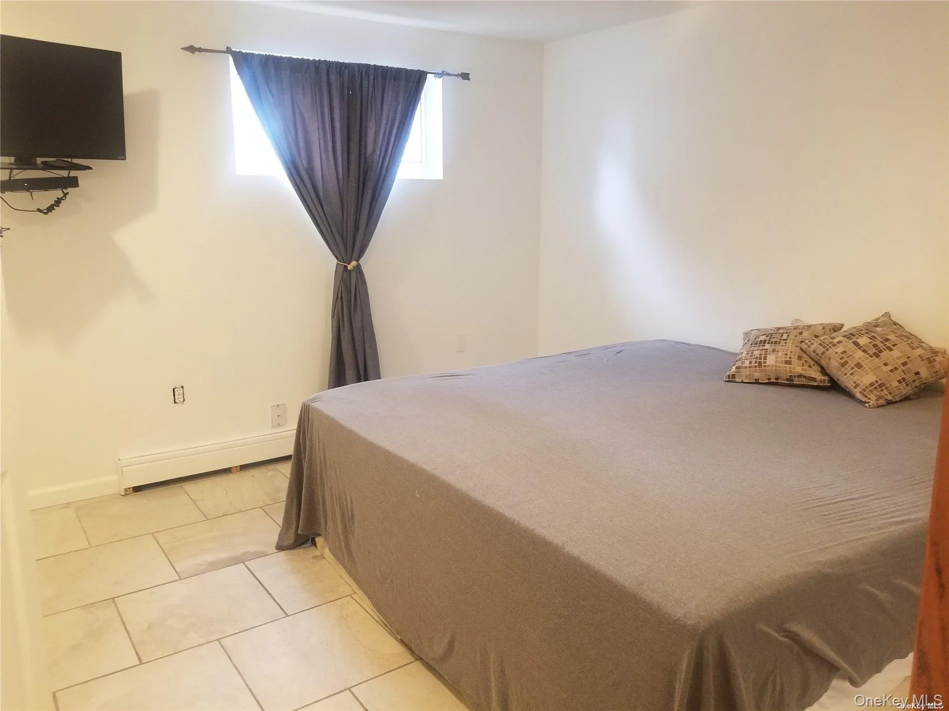 4th Bdrm 4th Bdrm