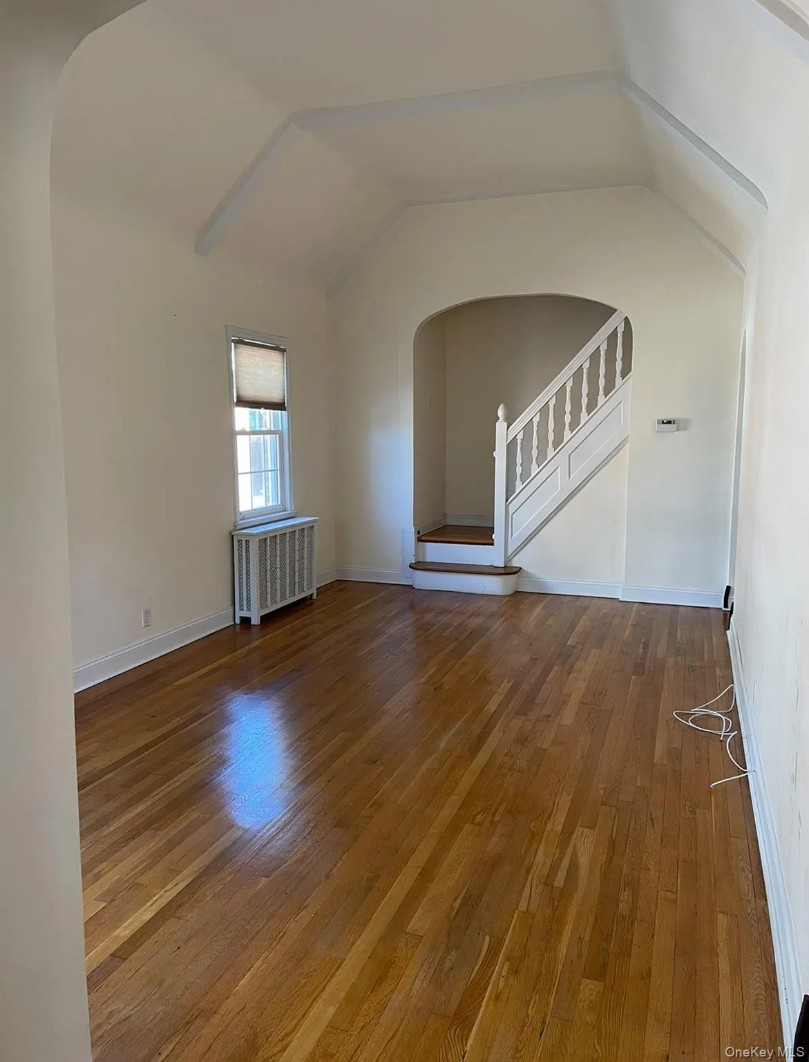 5003 Bell Boulevard, New York, NY, 4 Bedrooms Bedrooms, 8 Rooms Rooms,3 BathroomsBathrooms,Residential Lease,For Rent,Bell,0,1006298 5003 Bell Boulevard, New York, NY, 4 Bedrooms Bedrooms, 8 Rooms Rooms,3 BathroomsBathrooms,Residential Lease,For Rent,Bell,0,1006298