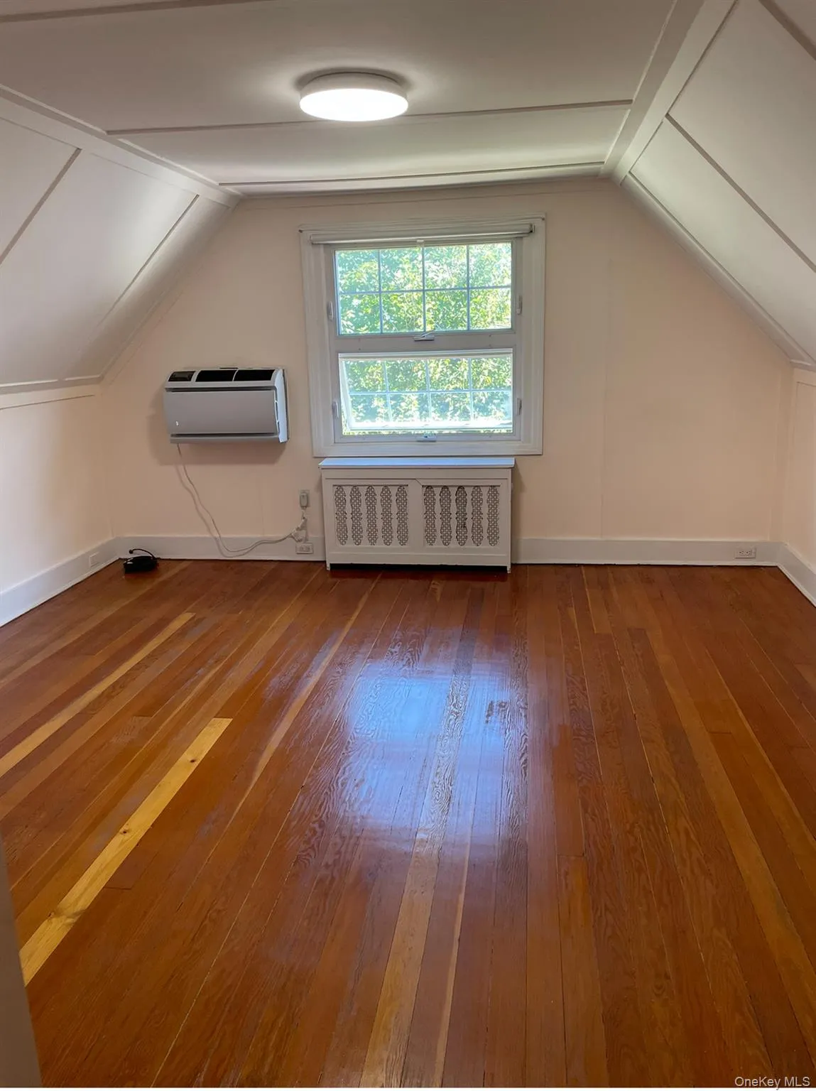 5003 Bell Boulevard, New York, NY, 4 Bedrooms Bedrooms, 8 Rooms Rooms,3 BathroomsBathrooms,Residential Lease,For Rent,Bell,0,1006298 5003 Bell Boulevard, New York, NY, 4 Bedrooms Bedrooms, 8 Rooms Rooms,3 BathroomsBathrooms,Residential Lease,For Rent,Bell,0,1006298