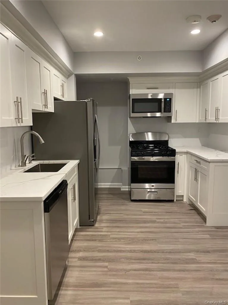 165/167 Main Street, Mount Kisco, NY, 2 Bedrooms Bedrooms, 5 Rooms Rooms,2 BathroomsBathrooms,Residential Lease,For Rent,Main,0,1006299 165/167 Main Street, Mount Kisco, NY, 2 Bedrooms Bedrooms, 5 Rooms Rooms,2 BathroomsBathrooms,Residential Lease,For Rent,Main,0,1006299