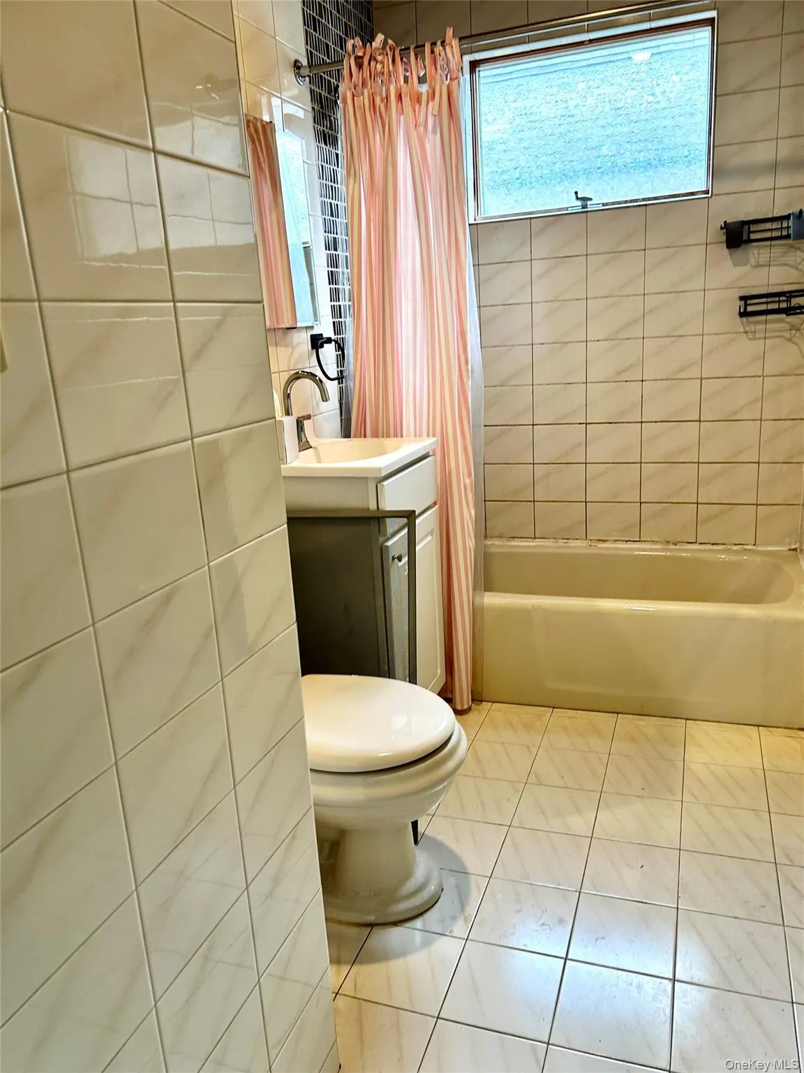 105 Ohio Avenue, Long Beach, NY, 3 Bedrooms Bedrooms, 5 Rooms Rooms,1 BathroomBathrooms,Residential Lease,For Rent,Ohio,0,1006304 105 Ohio Avenue, Long Beach, NY, 3 Bedrooms Bedrooms, 5 Rooms Rooms,1 BathroomBathrooms,Residential Lease,For Rent,Ohio,0,1006304