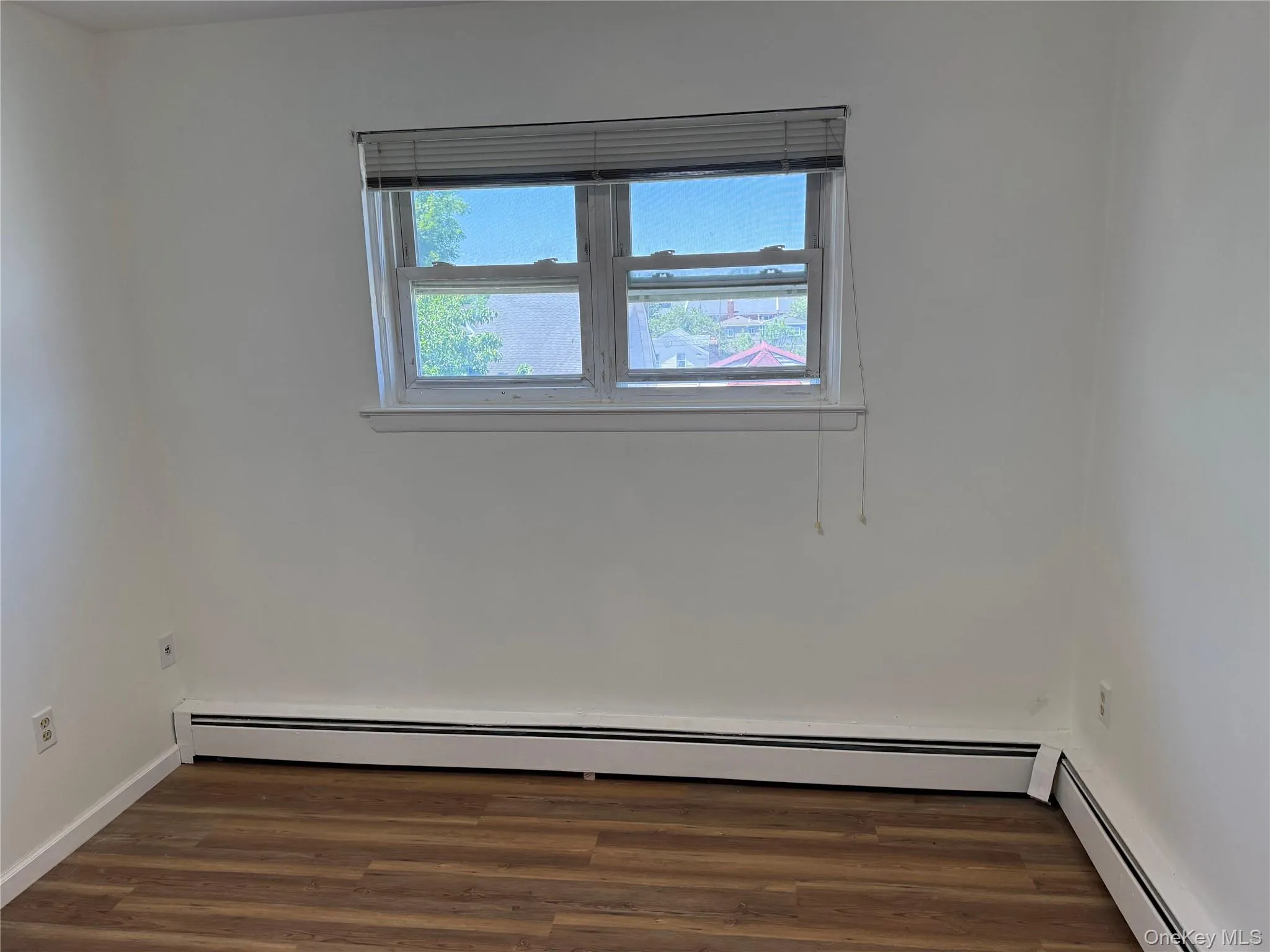 347 Quincy Avenue, New York, NY, 3 Bedrooms Bedrooms, 5 Rooms Rooms,1 BathroomBathrooms,Residential Lease,For Rent,Quincy,0,1006305 347 Quincy Avenue, New York, NY, 3 Bedrooms Bedrooms, 5 Rooms Rooms,1 BathroomBathrooms,Residential Lease,For Rent,Quincy,0,1006305