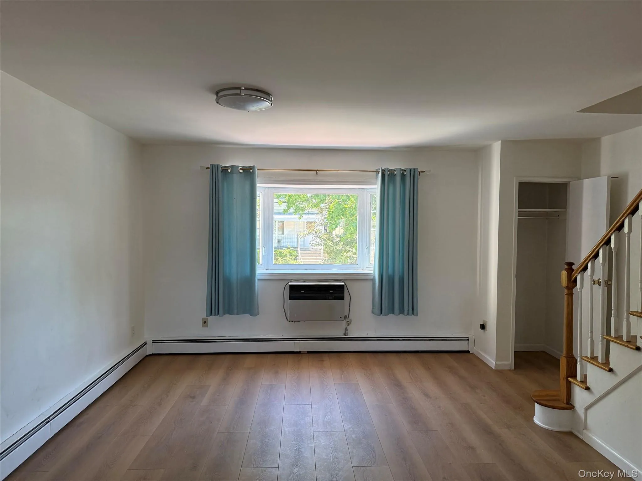 347 Quincy Avenue, New York, NY, 3 Bedrooms Bedrooms, 5 Rooms Rooms,1 BathroomBathrooms,Residential Lease,For Rent,Quincy,0,1006305 347 Quincy Avenue, New York, NY, 3 Bedrooms Bedrooms, 5 Rooms Rooms,1 BathroomBathrooms,Residential Lease,For Rent,Quincy,0,1006305