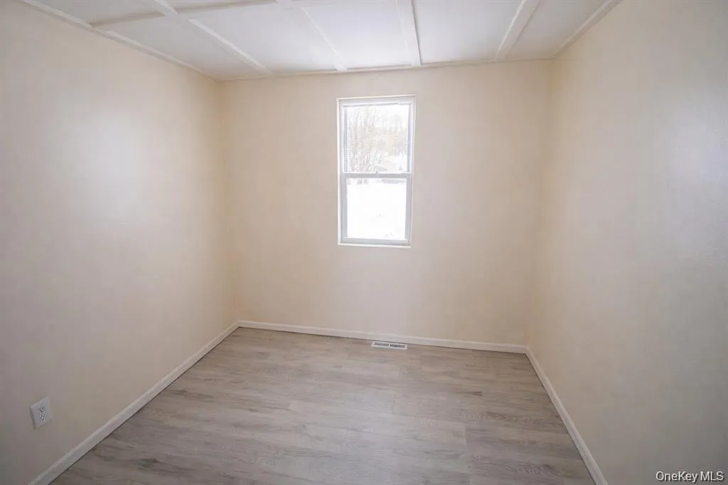 24 Albion Street, Liberty, NY, 2 Bedrooms Bedrooms, 5 Rooms Rooms,1 BathroomBathrooms,Residential,For Rent,Albion,0,1006307 24 Albion Street, Liberty, NY, 2 Bedrooms Bedrooms, 5 Rooms Rooms,1 BathroomBathrooms,Residential,For Rent,Albion,0,1006307