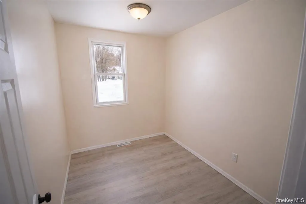24 Albion Street, Liberty, NY, 2 Bedrooms Bedrooms, 5 Rooms Rooms,1 BathroomBathrooms,Residential,For Rent,Albion,0,1006307 24 Albion Street, Liberty, NY, 2 Bedrooms Bedrooms, 5 Rooms Rooms,1 BathroomBathrooms,Residential,For Rent,Albion,0,1006307